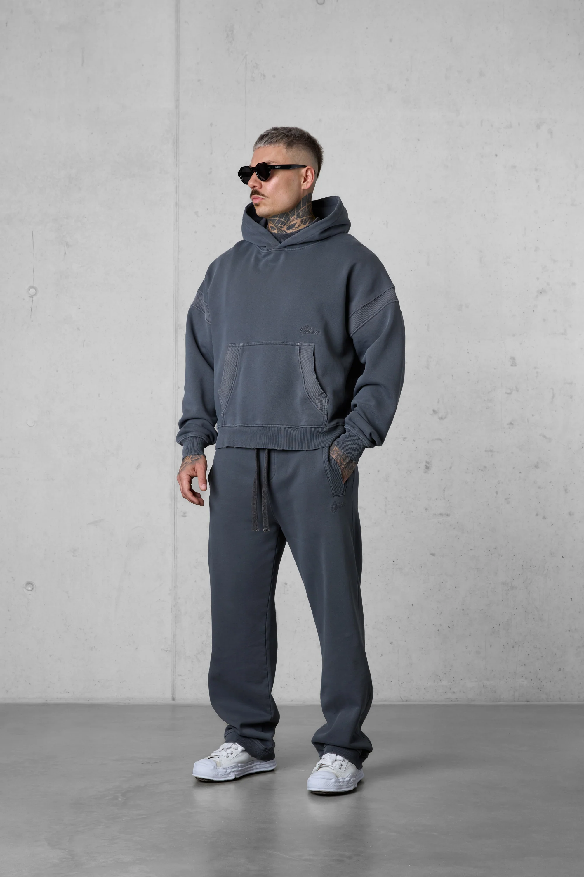 AGED GRAPHITE BAGGY JOGGER - Image 2