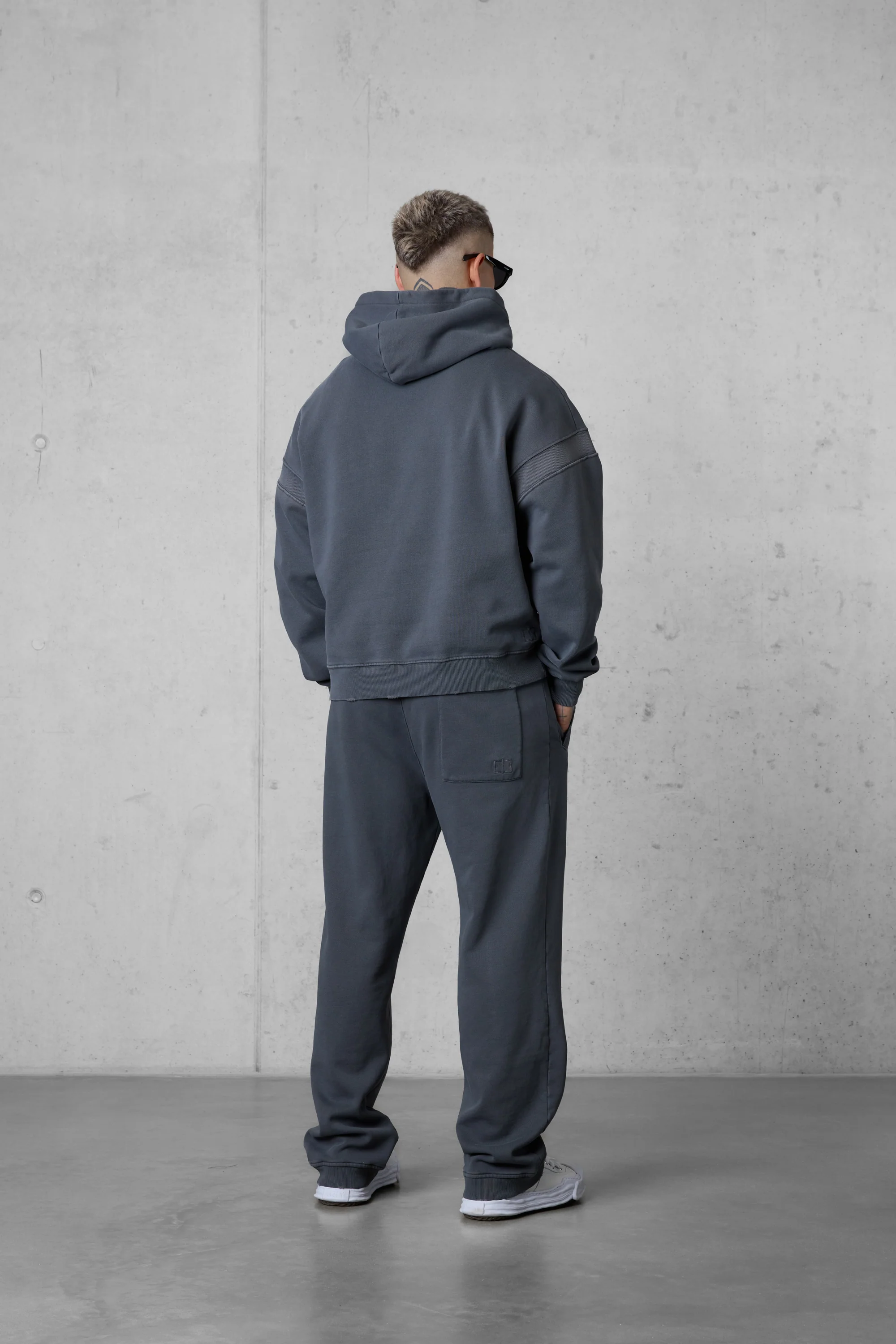 AGED GRAPHITE BAGGY JOGGER - Image 4