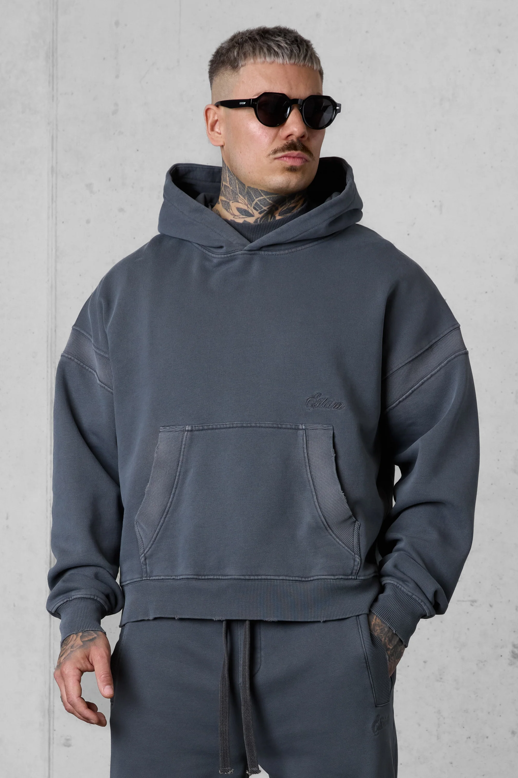 AGED GRAPHITE OVERSIZED HOODIE - Image 4