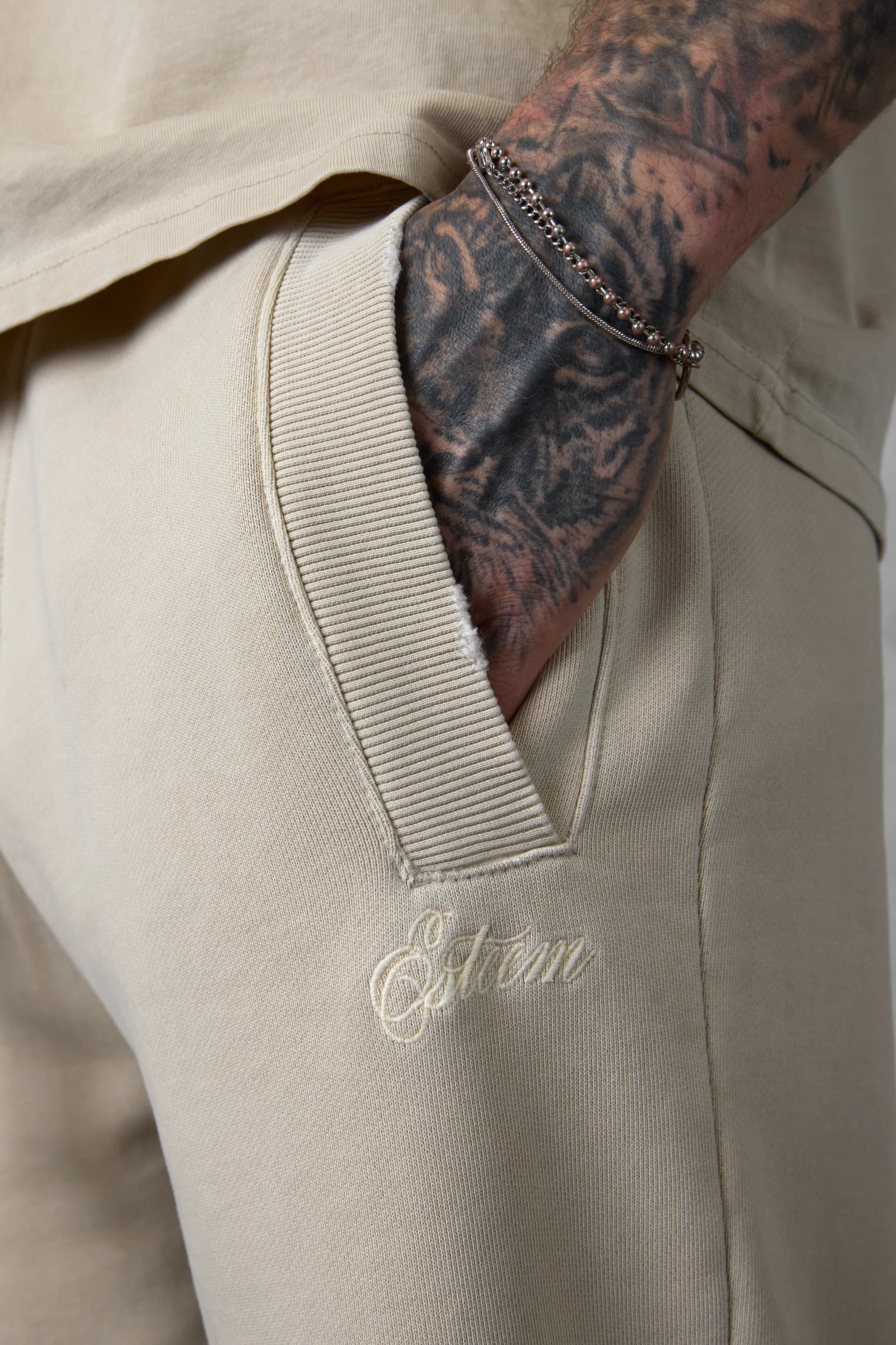AGED MATCHA BAGGY JOGGER - Image 2