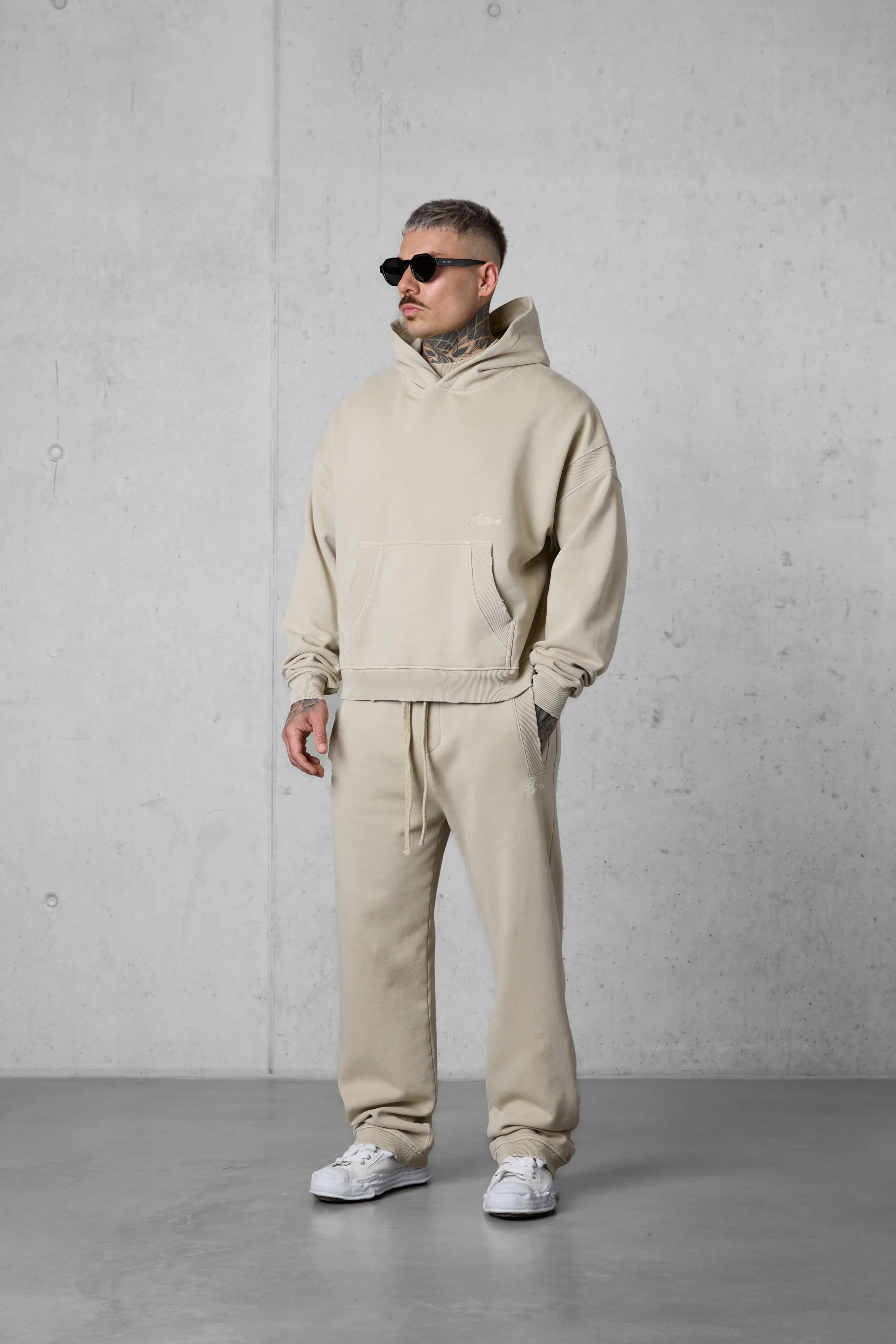 AGED MATCHA BAGGY JOGGER - Image 3