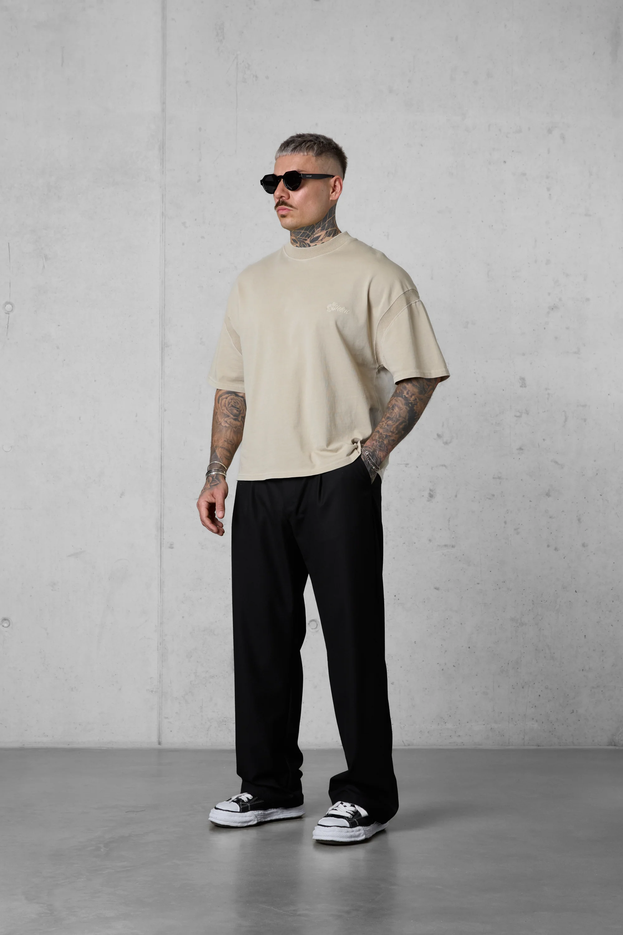 AGED MATCHA OVERSIZED TEE - Image 4