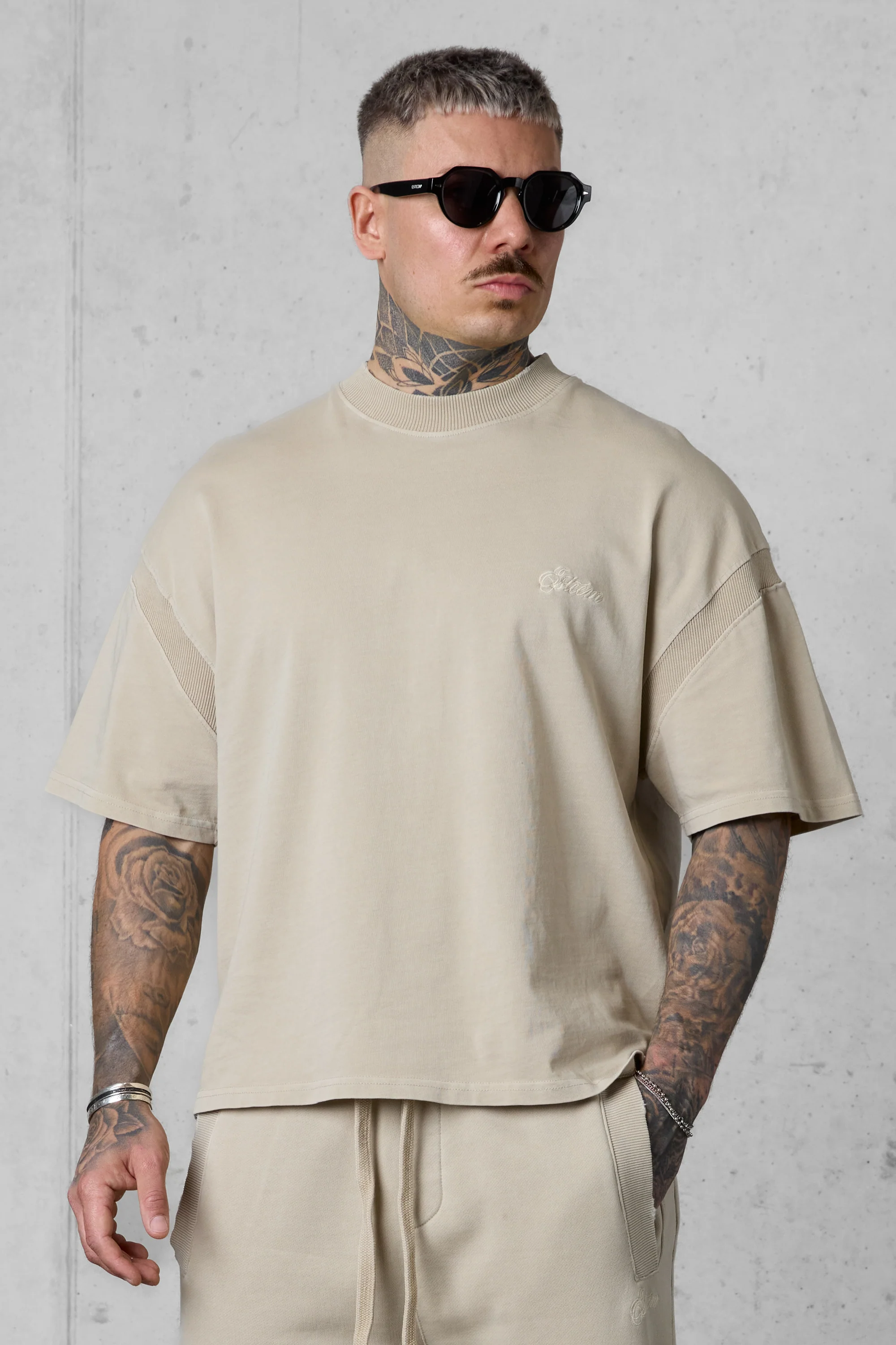 AGED MATCHA OVERSIZED TEE - Image 5