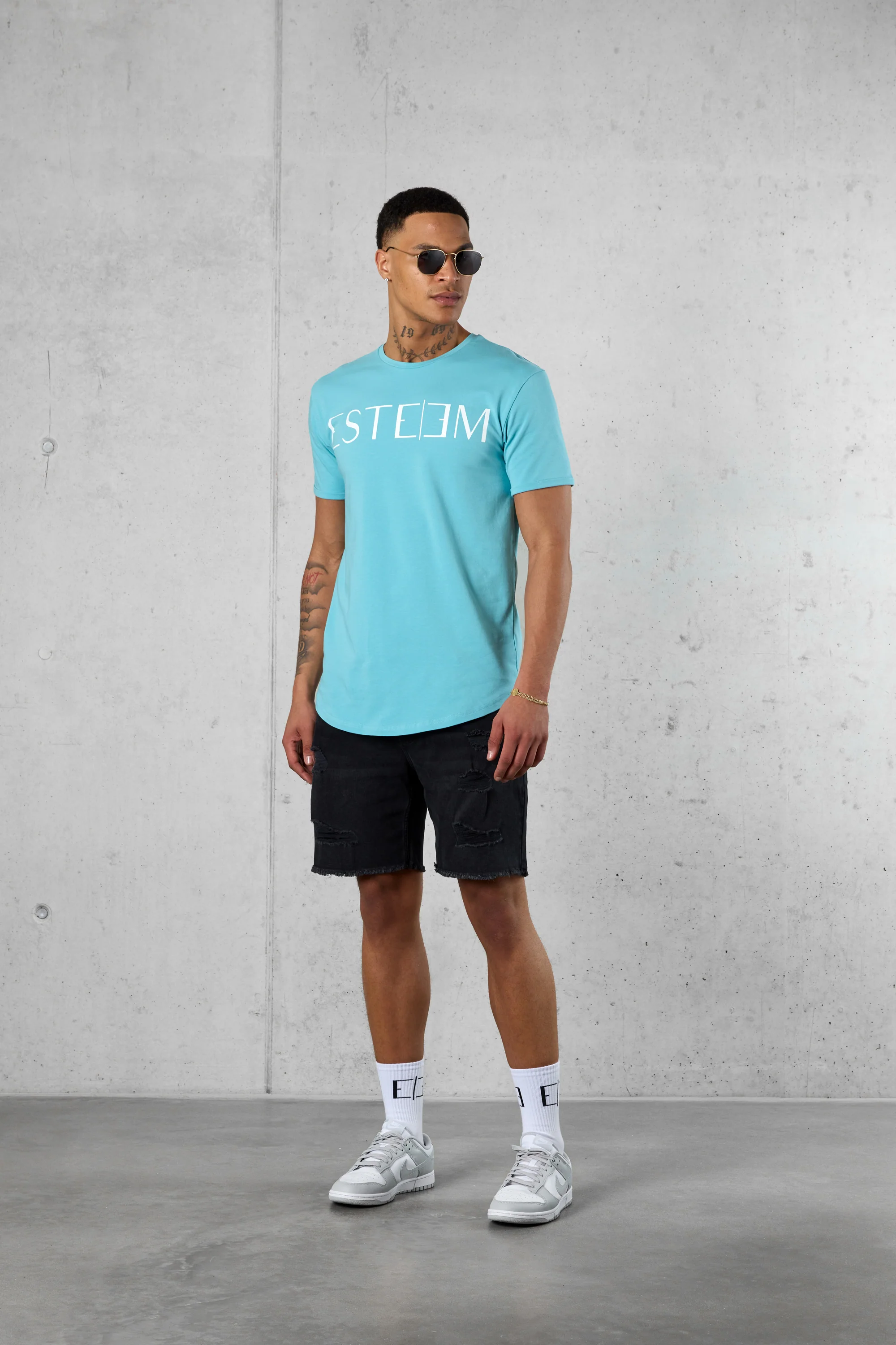 AQUA LETTERING TEE - Image 3