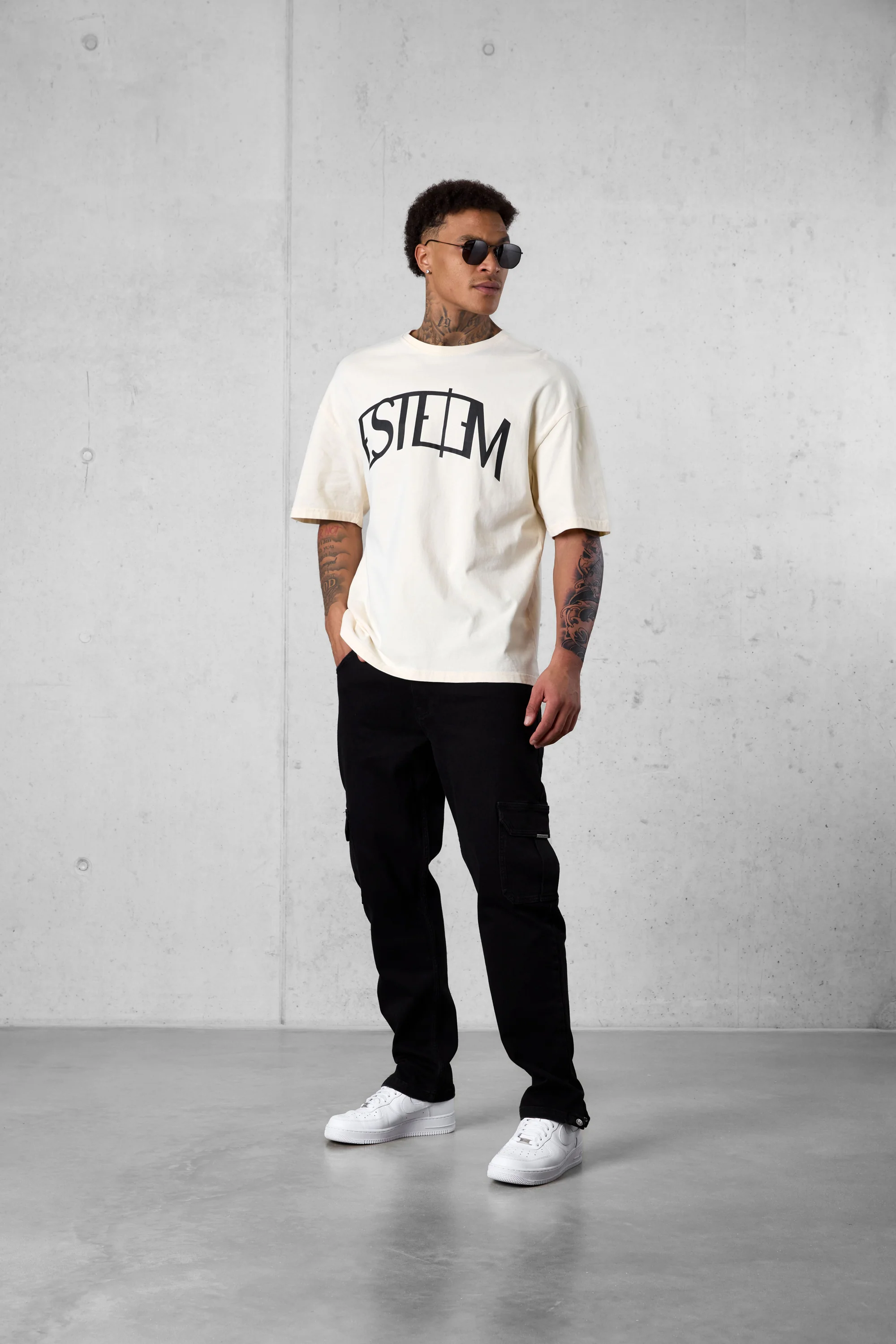 BEIGE CURVE OVERSIZED TEE - Image 3