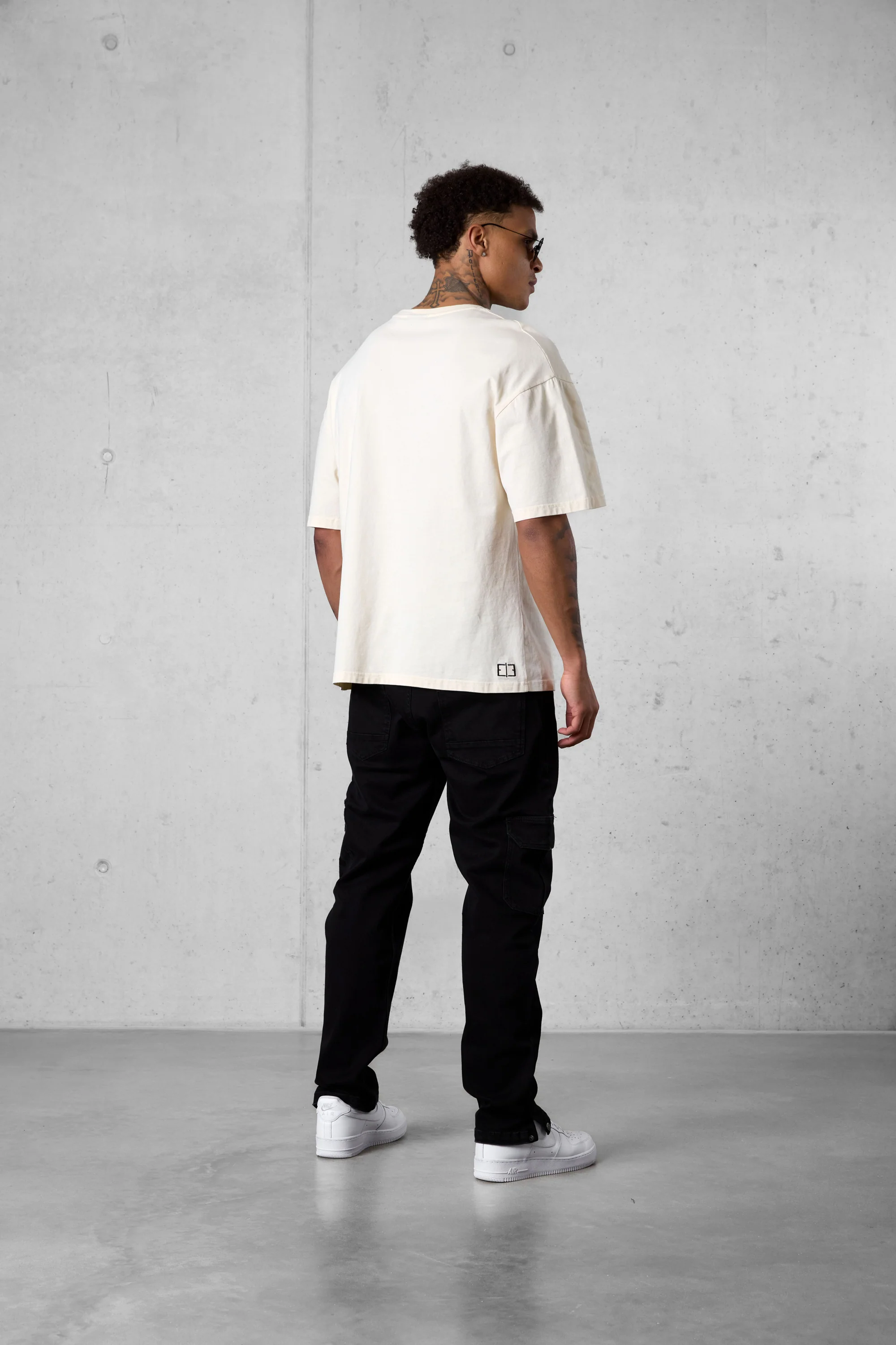 BEIGE CURVE OVERSIZED TEE - Image 4