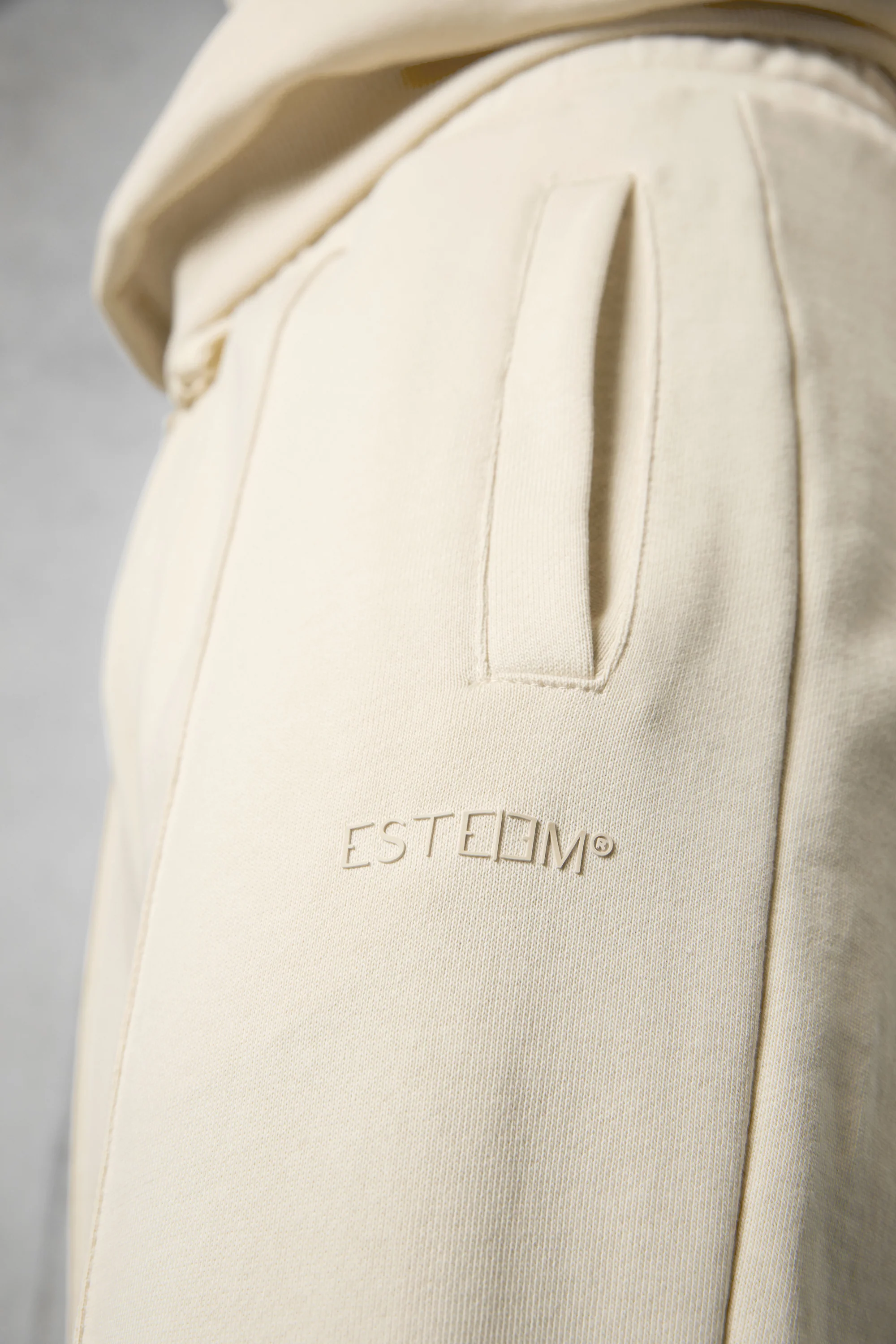BEIGE ESSENTIAL LOOSE SWEATPANTS - Image 5
