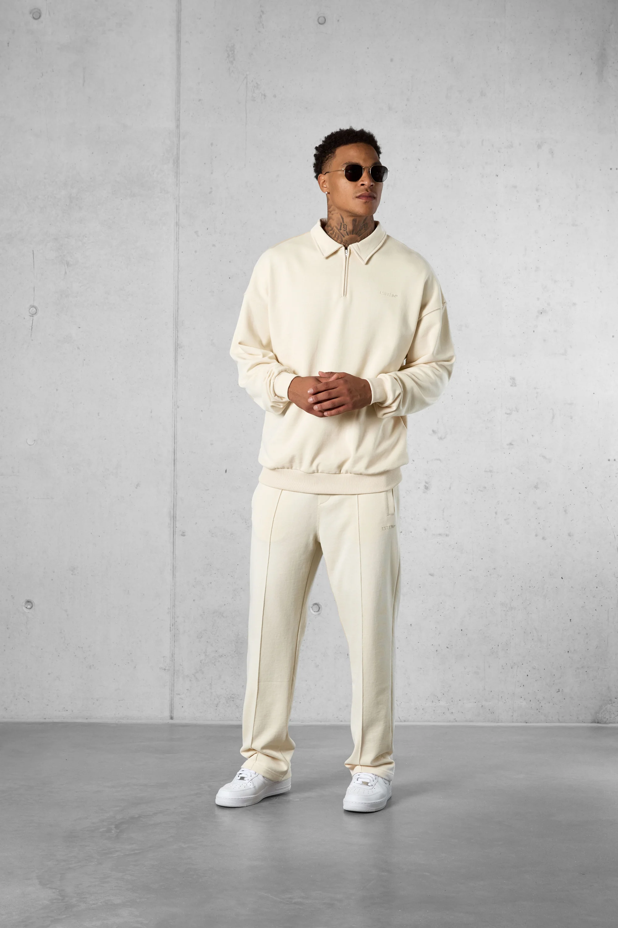 BEIGE ESSENTIAL OVERSIZED HALFZIP SWEATER - Image 3