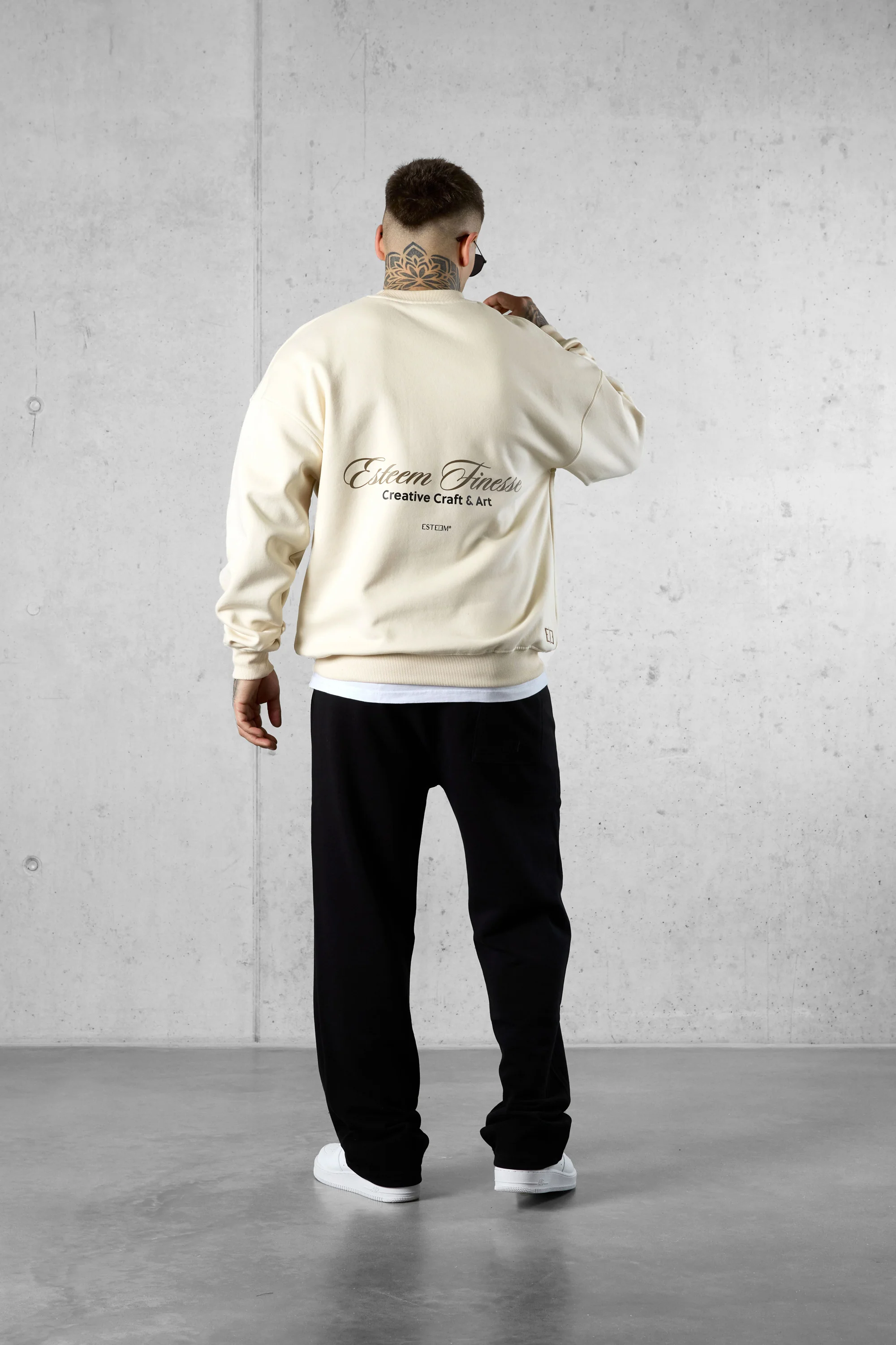 BEIGE FINESSE OVERSIZED SWEATER - Image 3