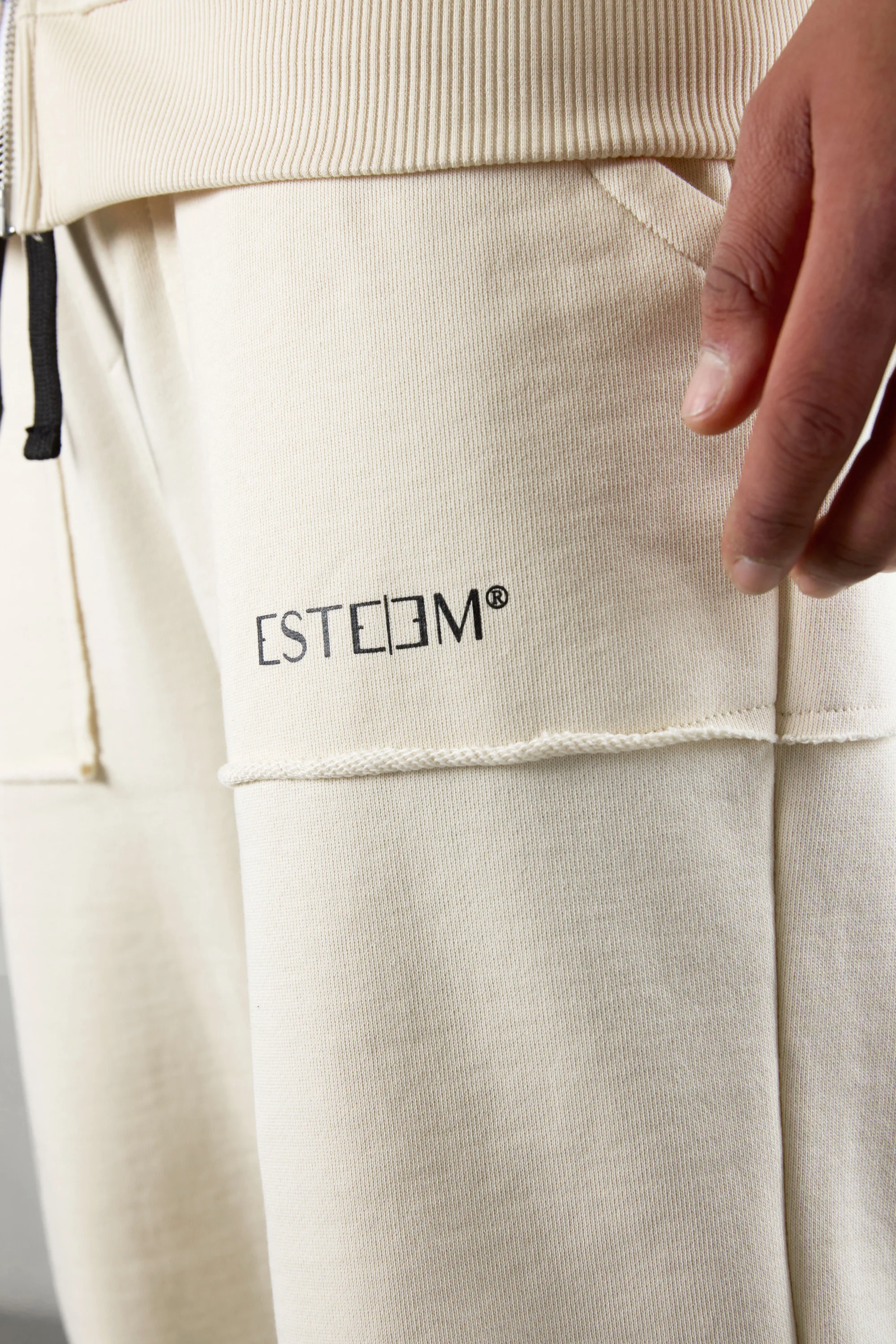 BEIGE SEAMS LOOSE SWEATPANTS - Image 5