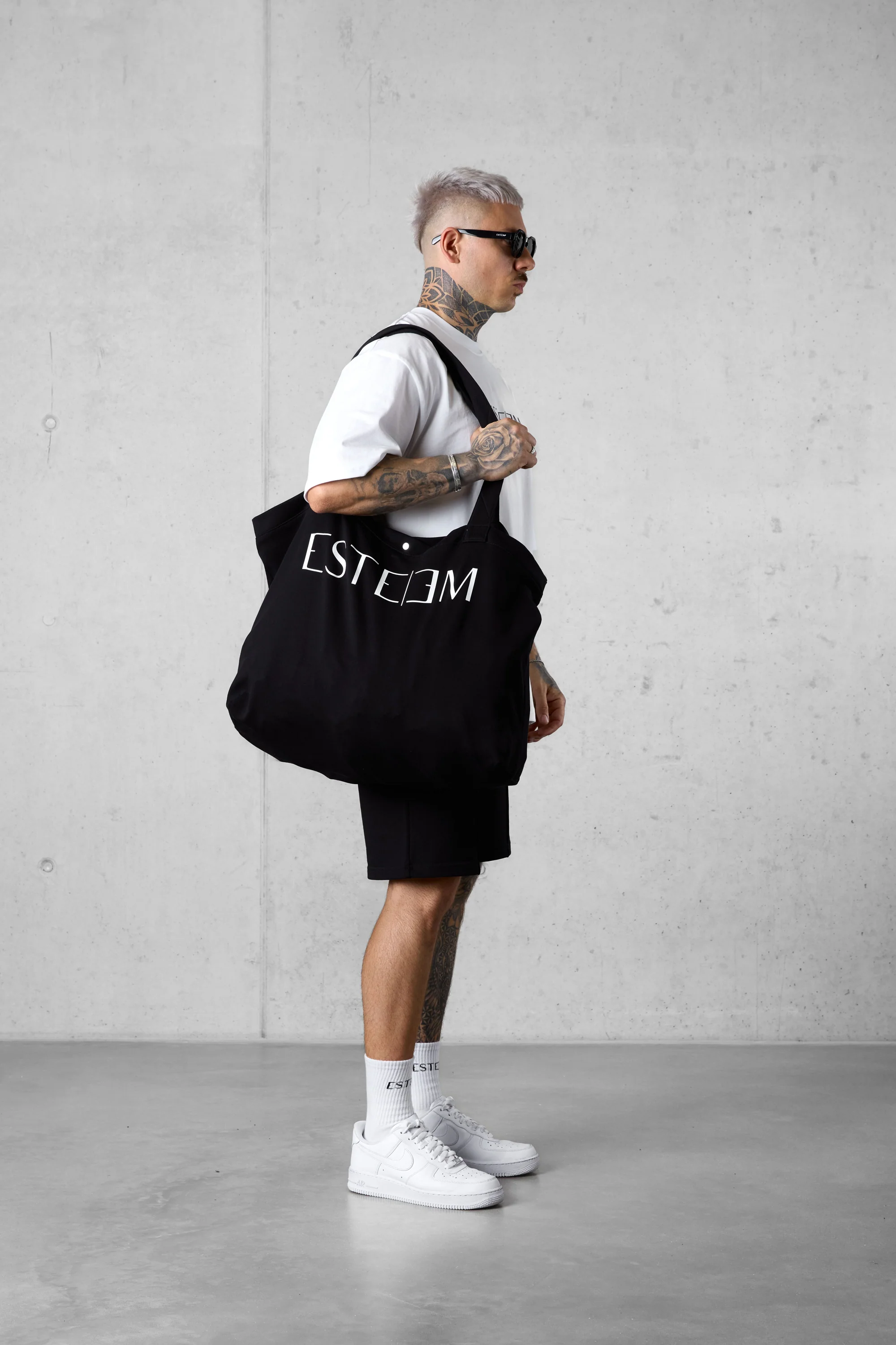 BLACK BEACH TOTE BAG - Image 3