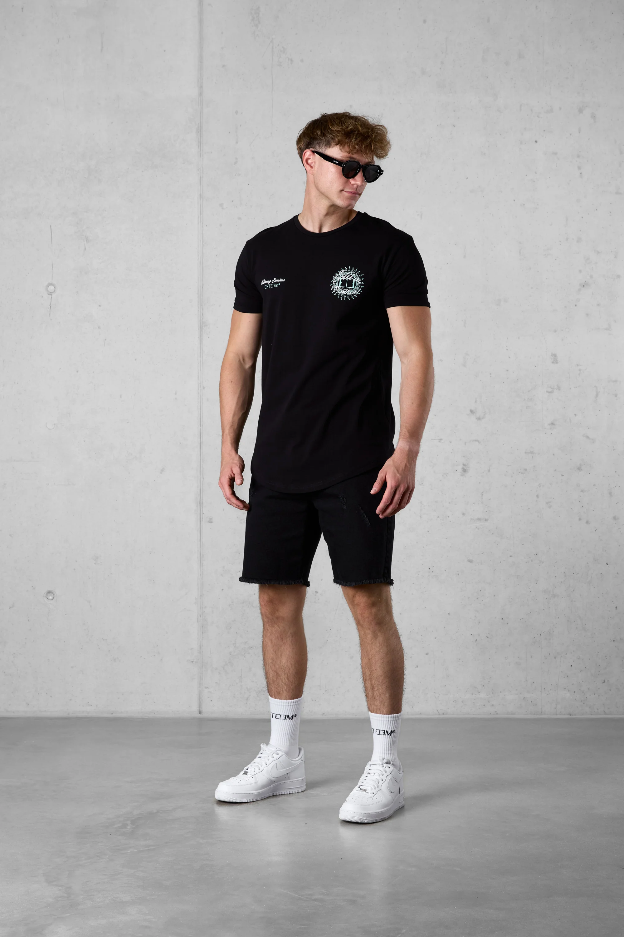 BLACK BLAZING SUNSHINE TEE - Image 2