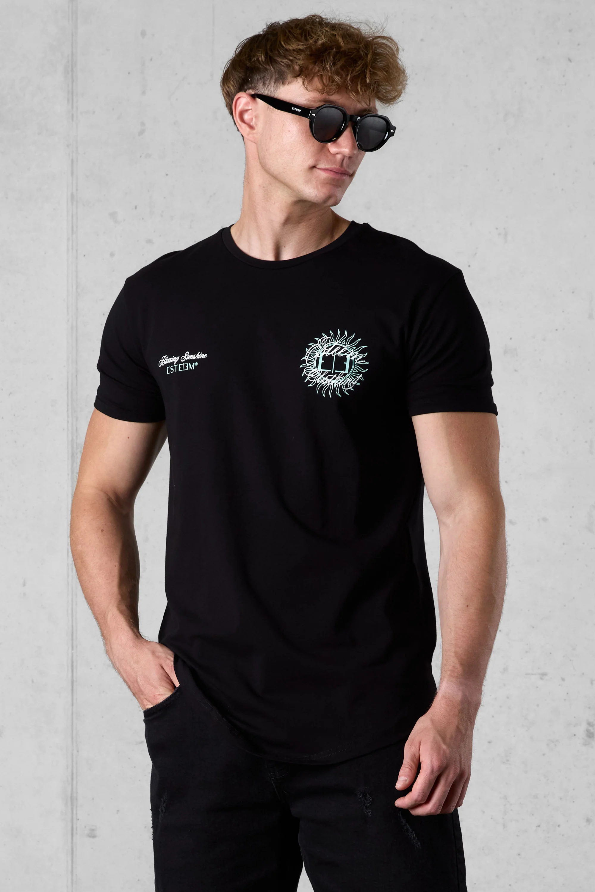BLACK BLAZING SUNSHINE TEE - Image 3