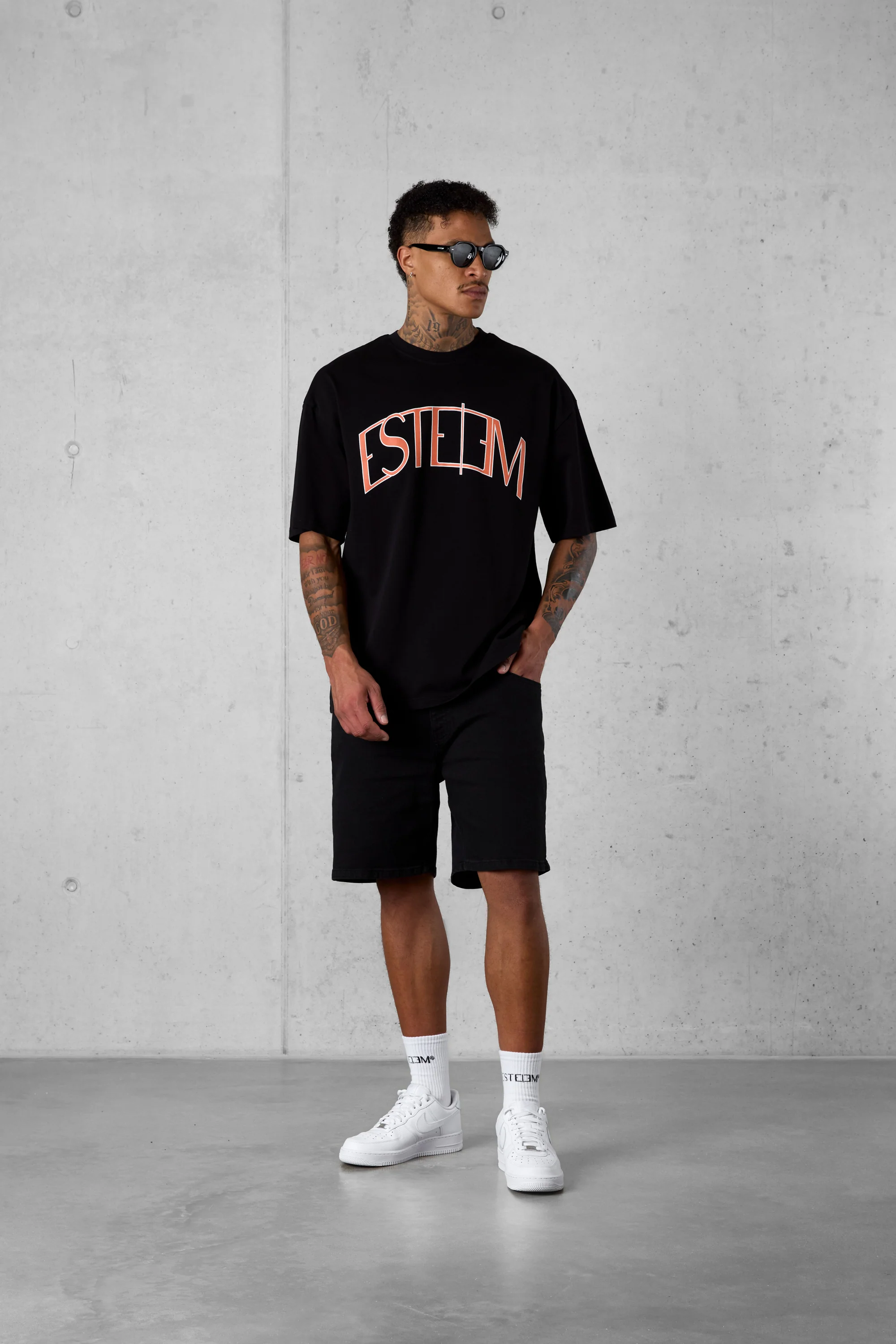 BLACK BURNTCORAL CURVE OVERSIZED TEE - Image 2