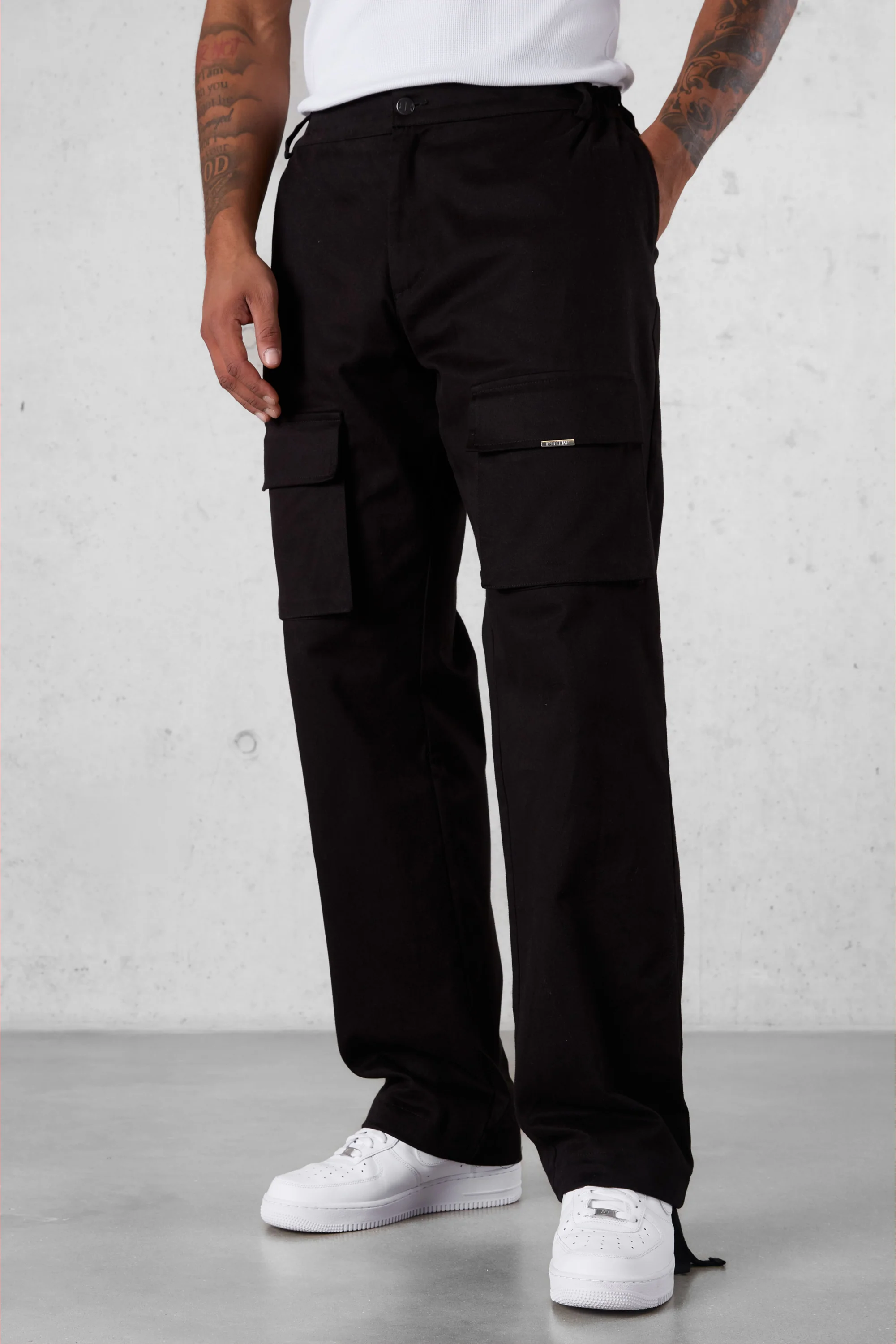 BLACK CARGO CHINO PANTS - Image 3