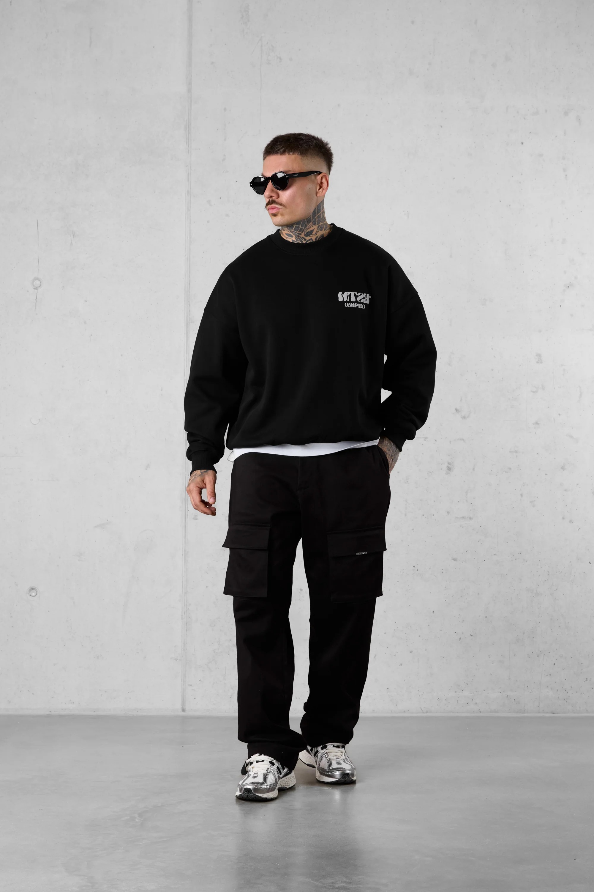 BLACK CMPNY OVERSIZED SWEATER - Image 2