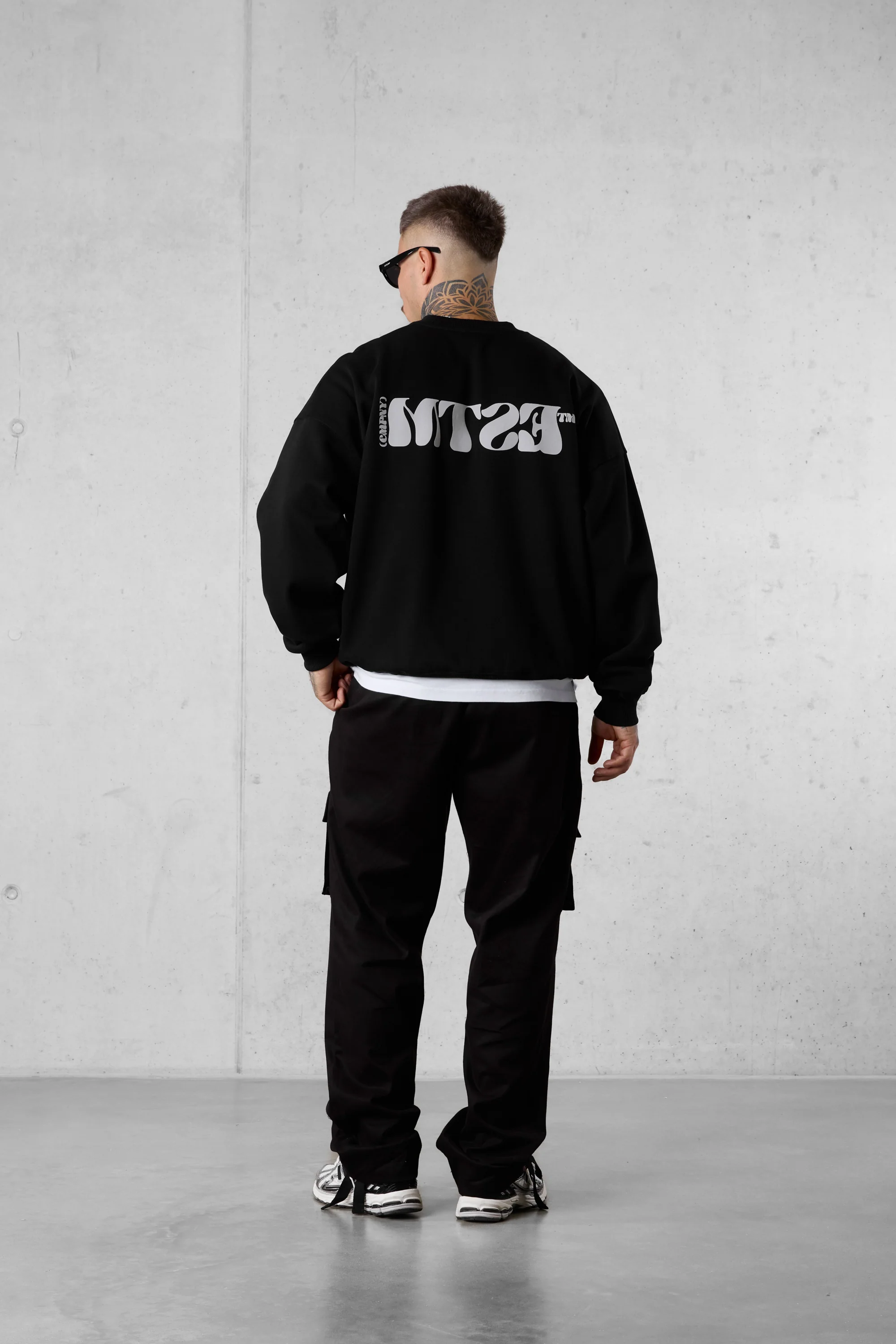 BLACK CMPNY OVERSIZED SWEATER - Image 4
