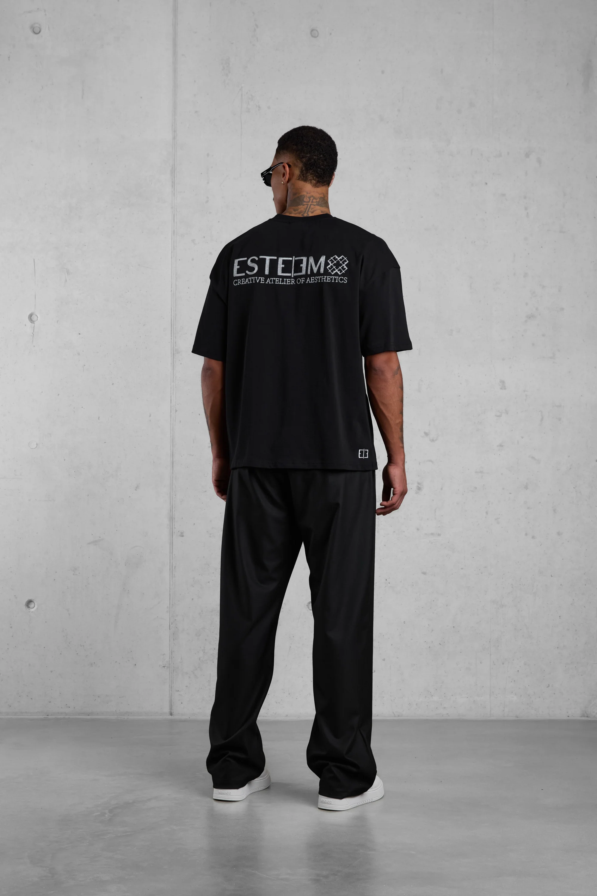 BLACK CREATIVE ATELIER OVERSIZED TEE - Image 5