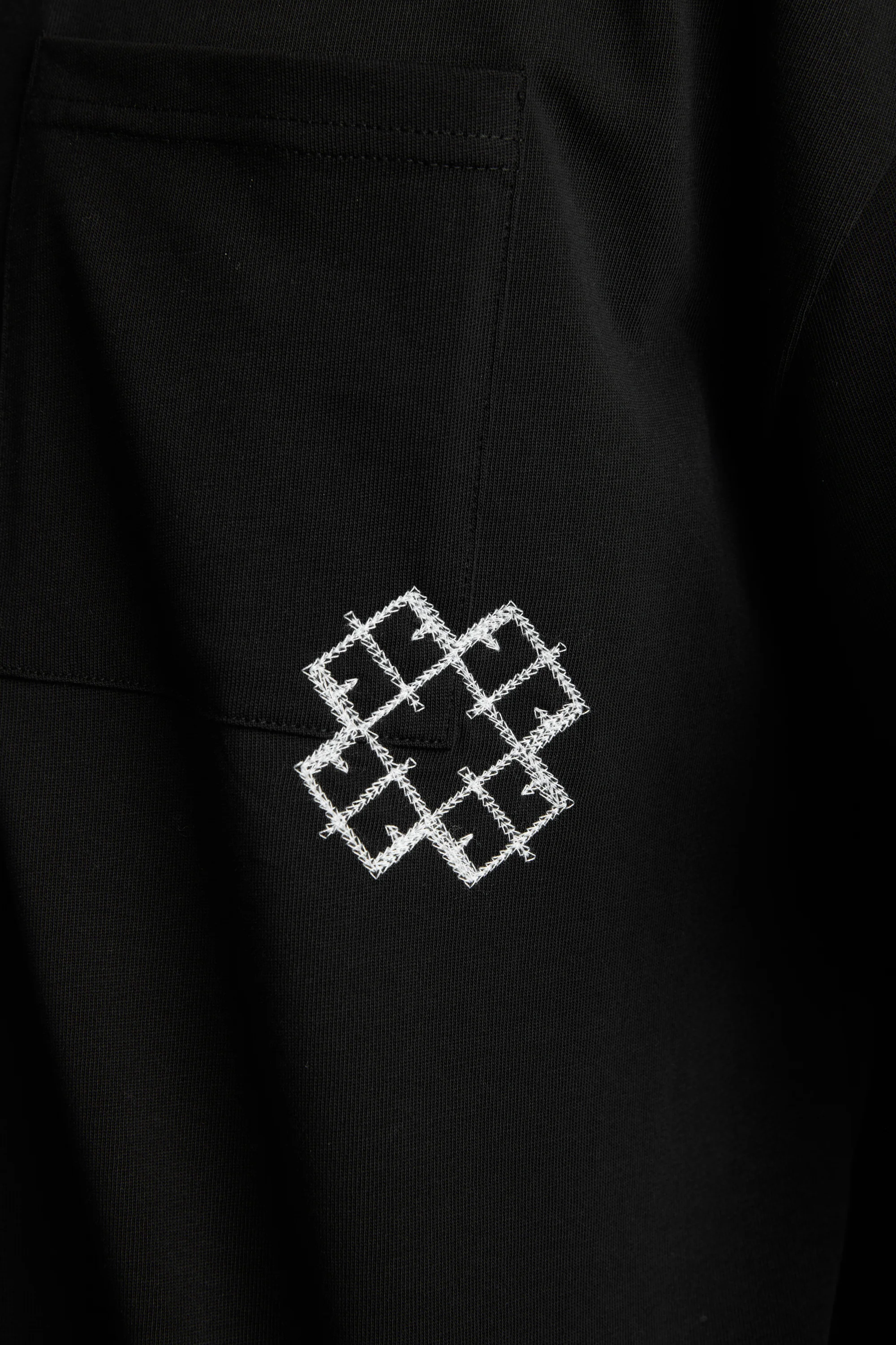 BLACK CREATIVE ATELIER OVERSIZED TEE - Image 6