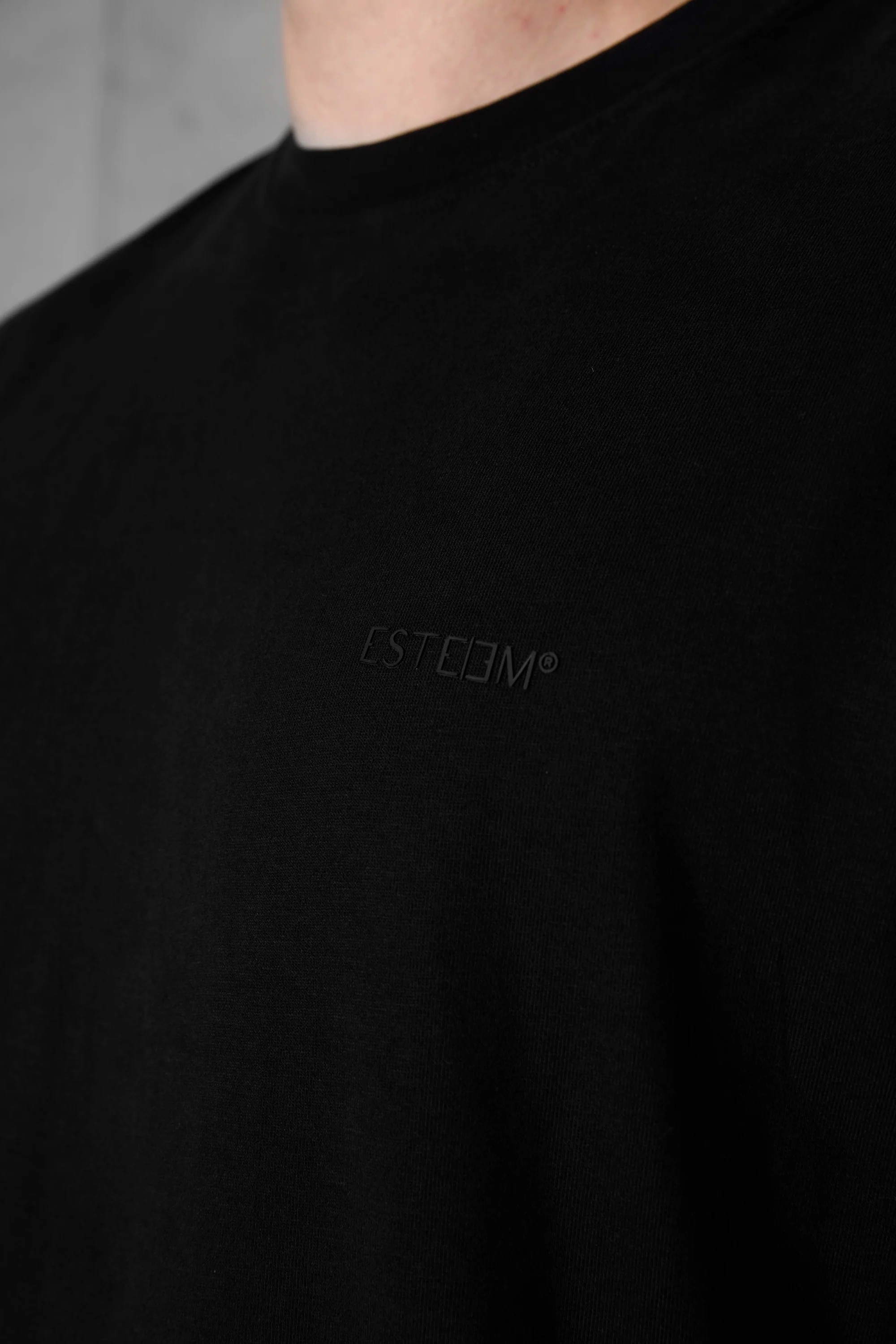 BLACK ESSENTIAL OVERSIZED TEE - Image 5