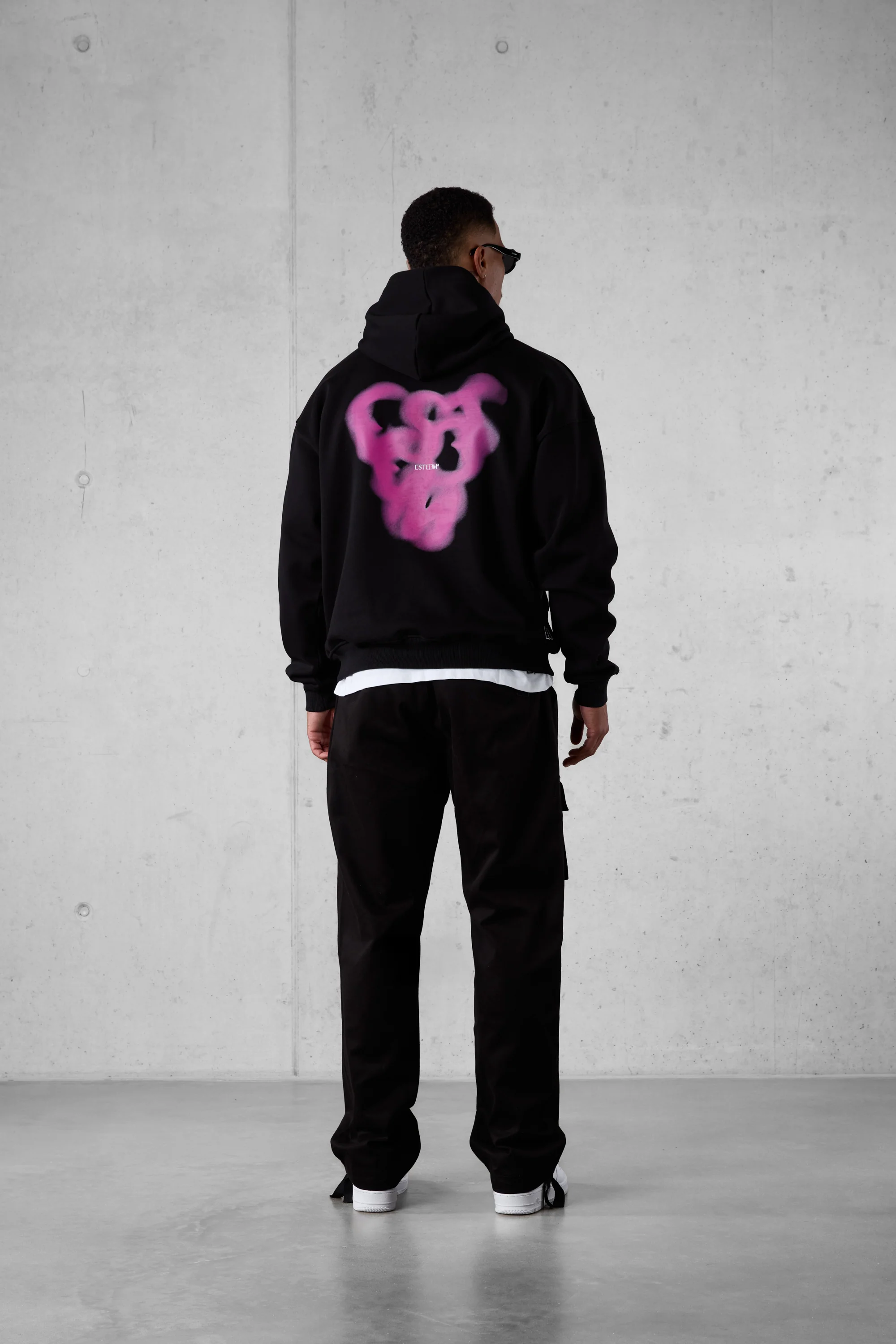 BLACK FLAMING BLURRED HEARTS OVERSIZED HOODIE - Image 3