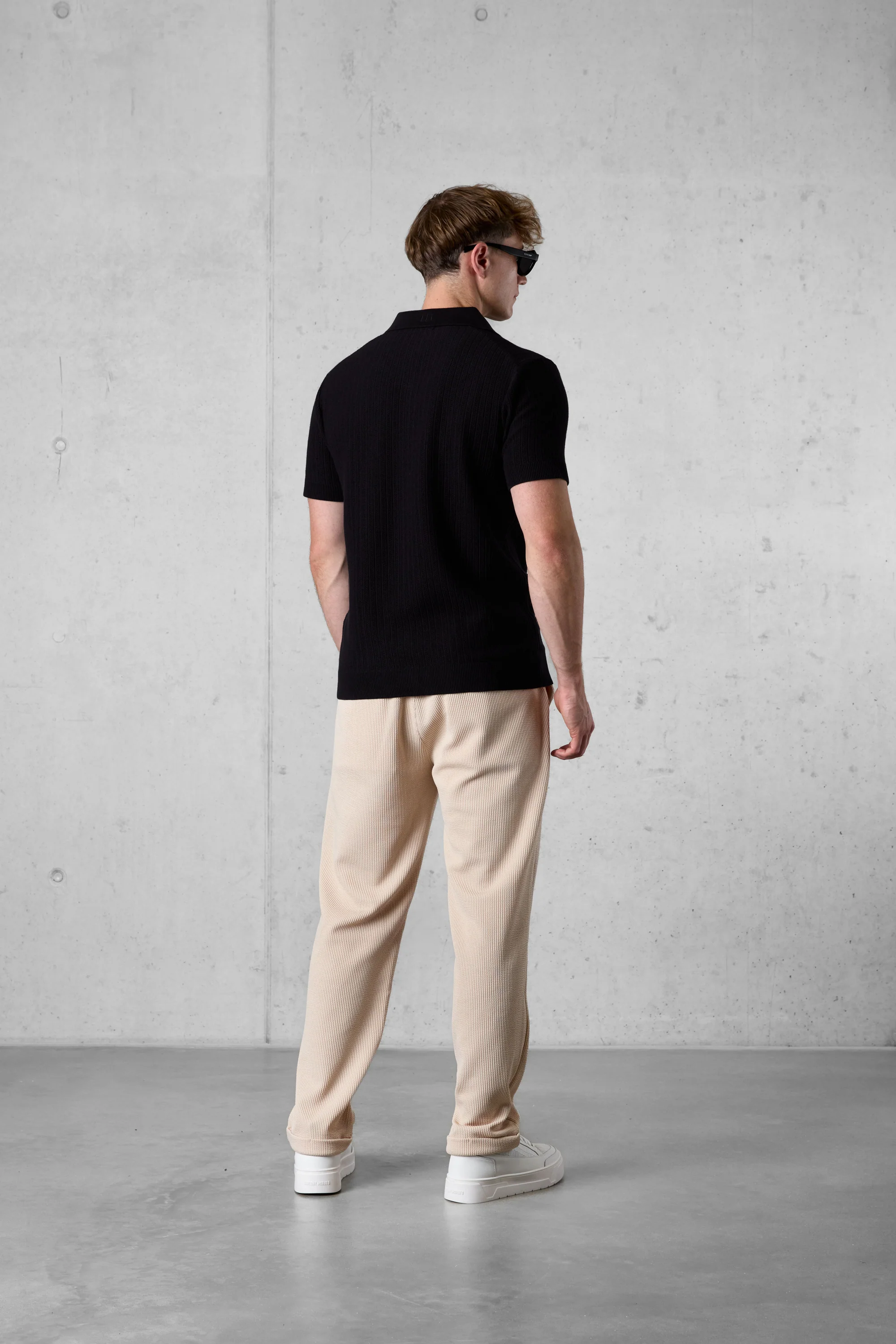 BLACK KNIT POLOSHIRT - Image 4