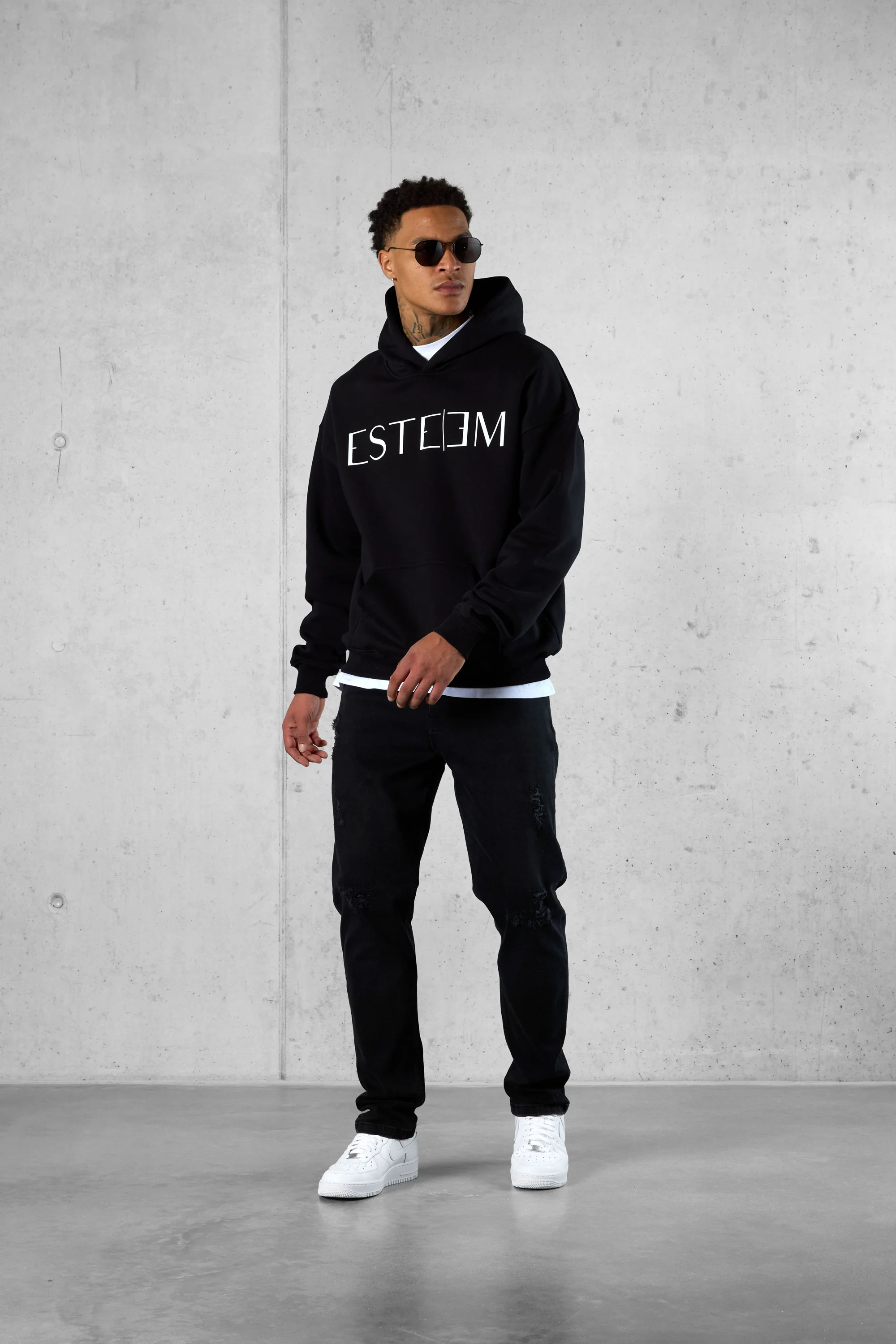 BLACK LETTERING OVERSIZED HOODIE - Image 3