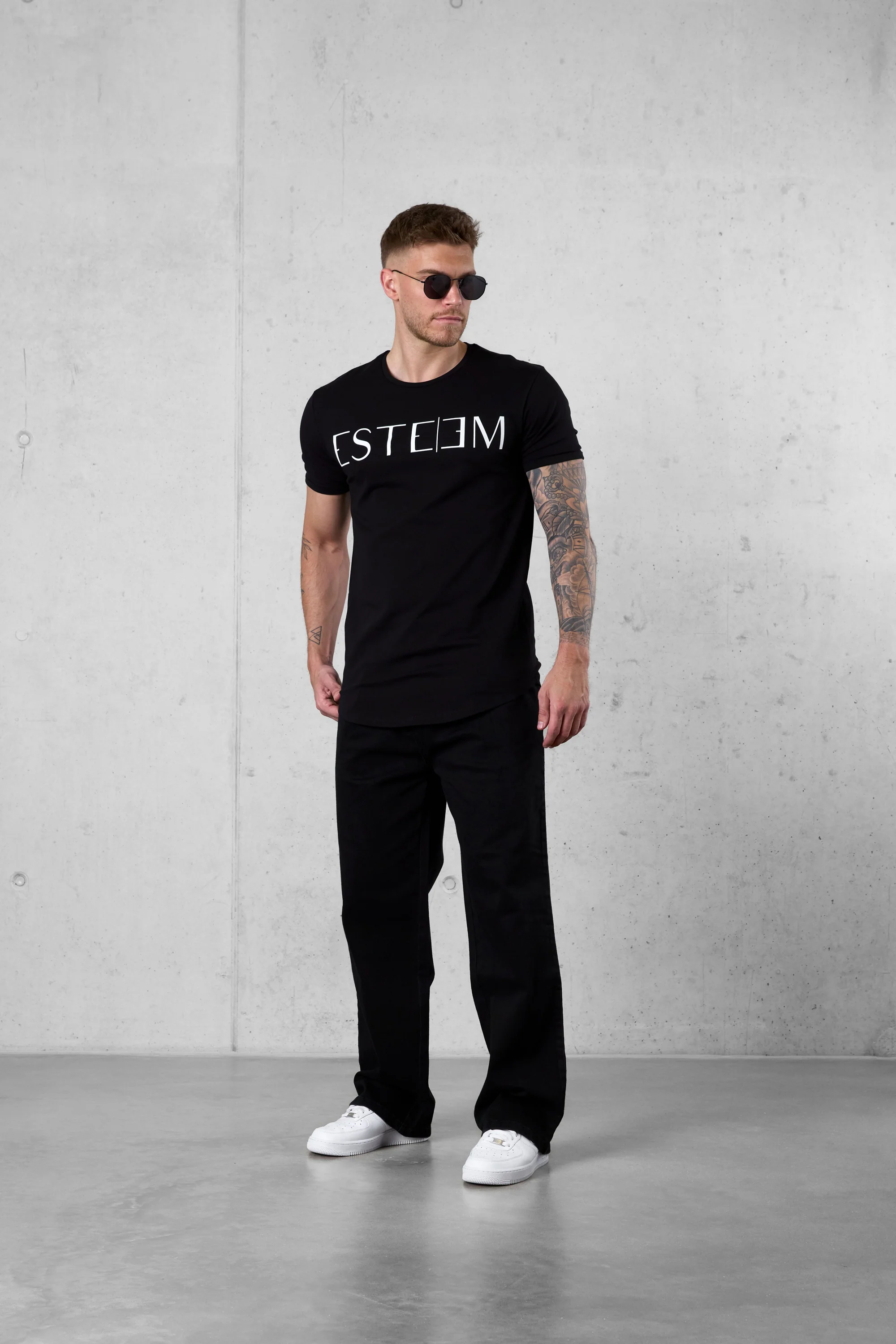 BLACK LETTERING TEE - Image 3