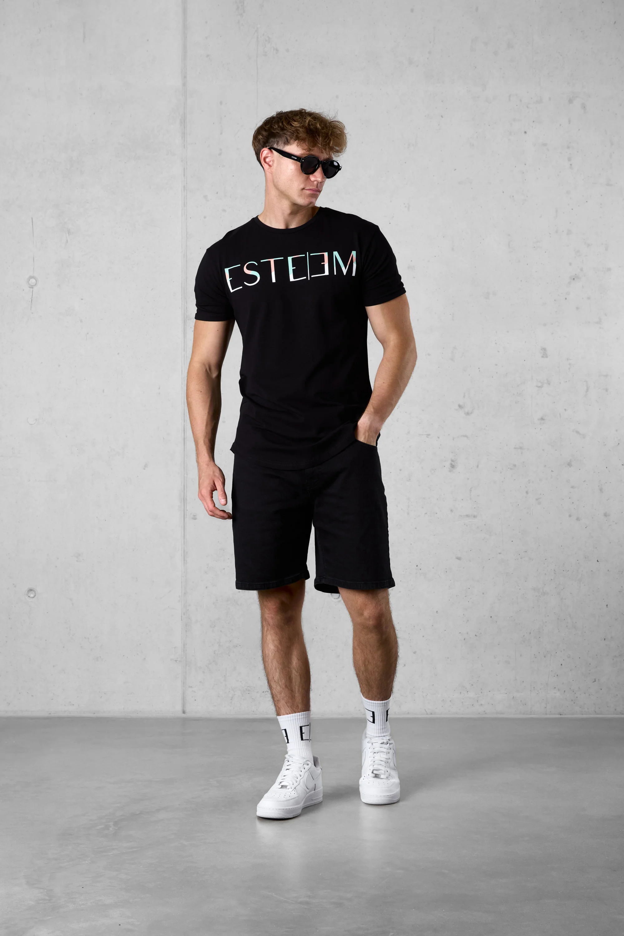 BLACK MIXED COLORS LETTERING TEE - Image 2