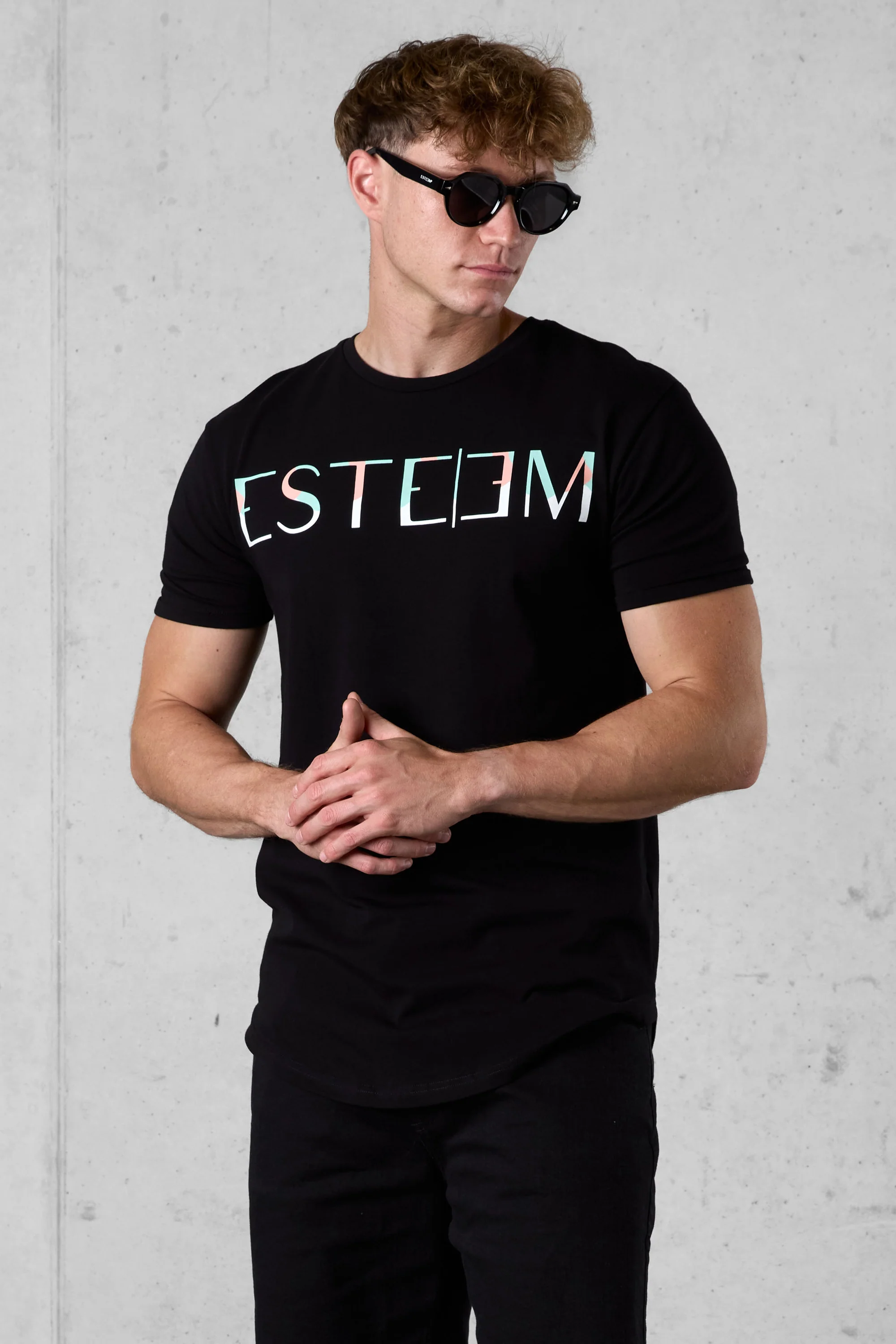 BLACK MIXED COLORS LETTERING TEE - Image 3