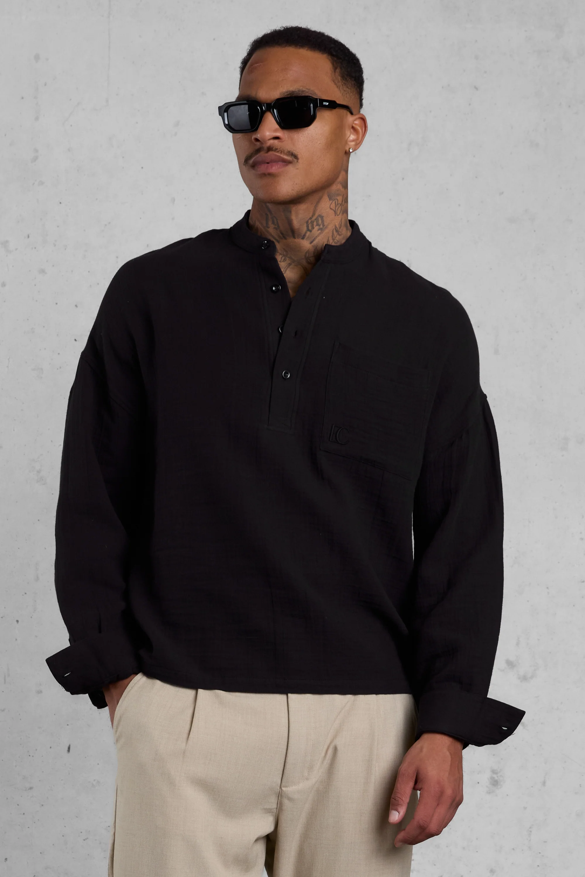 BLACK MUSLIN HENLEY OVERSIZED SHIRT