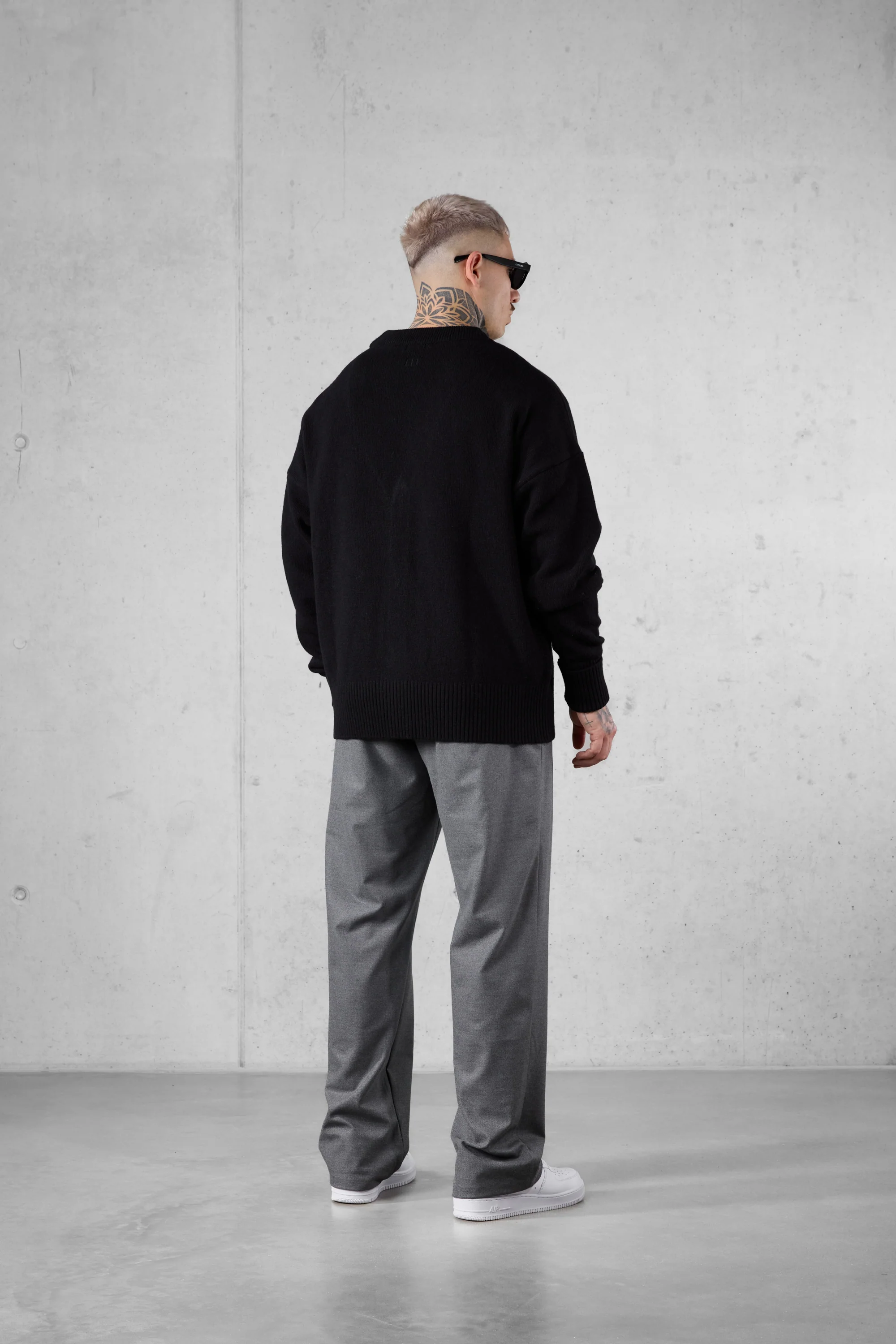 BLACK OVERSIZED KNIT CARDIGAN - Image 5