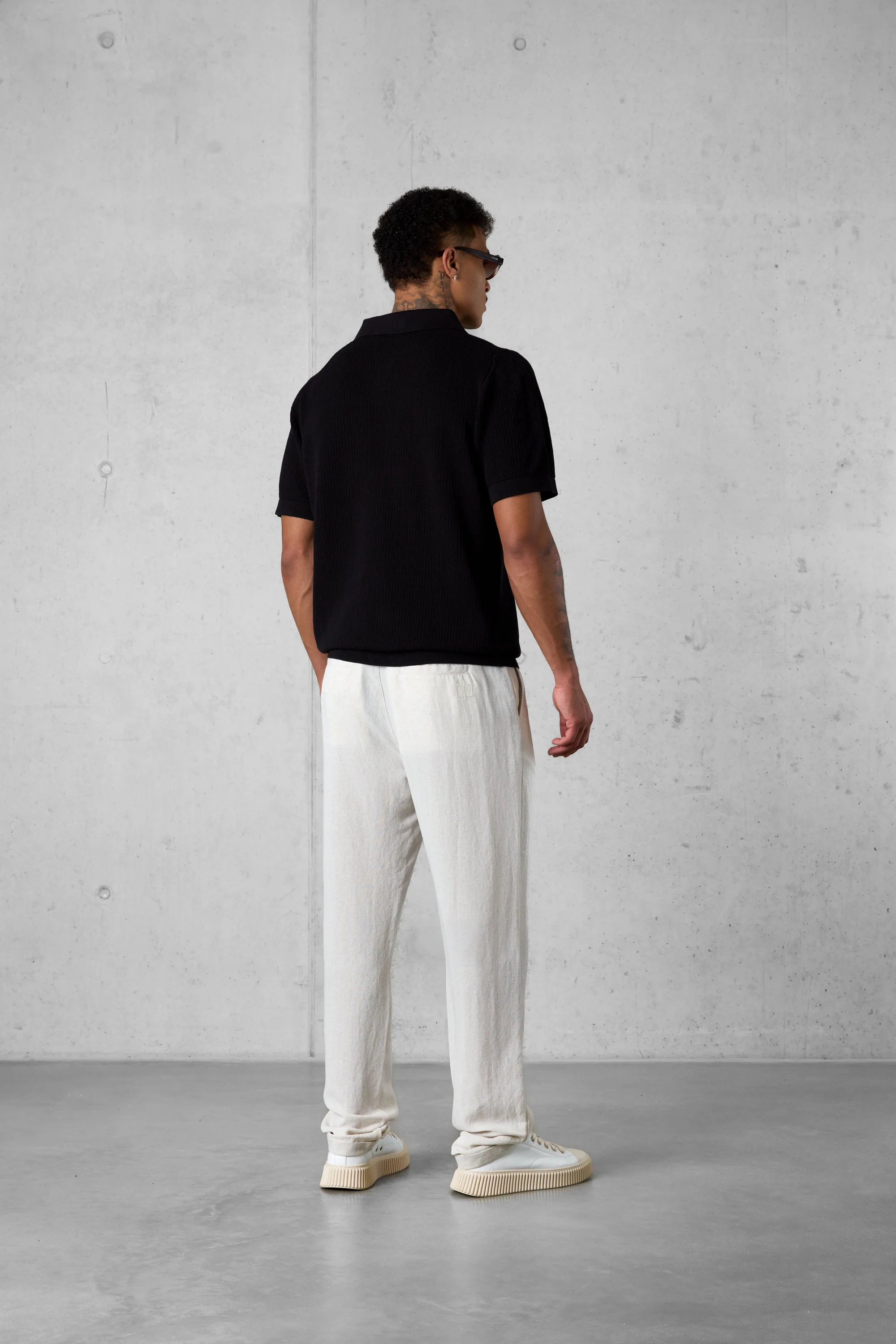 BLACK OVERSIZED KNIT POLOSHIRT - Image 4