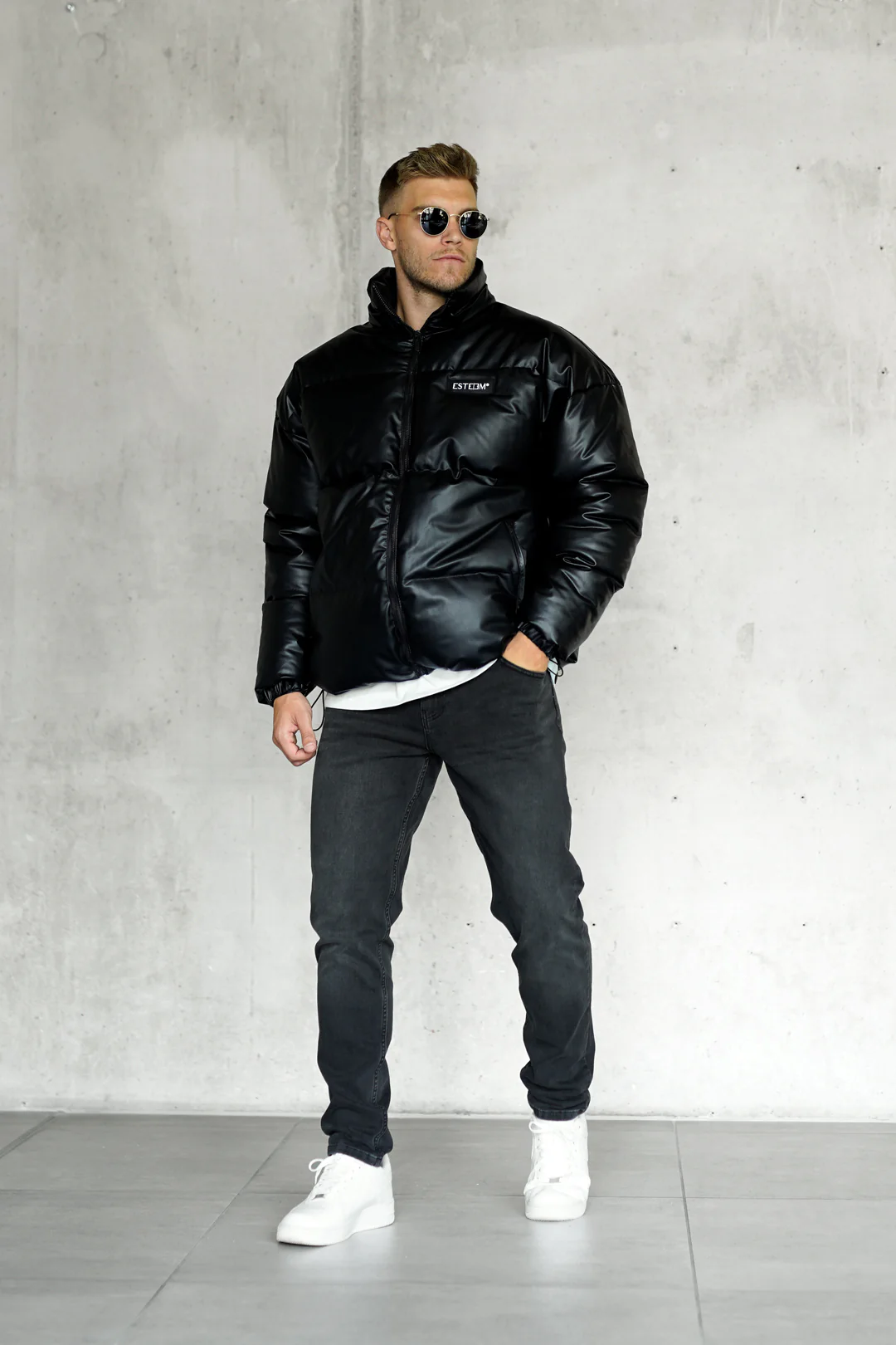 BLACK OVERSIZED PUFFER JACKET - Image 2