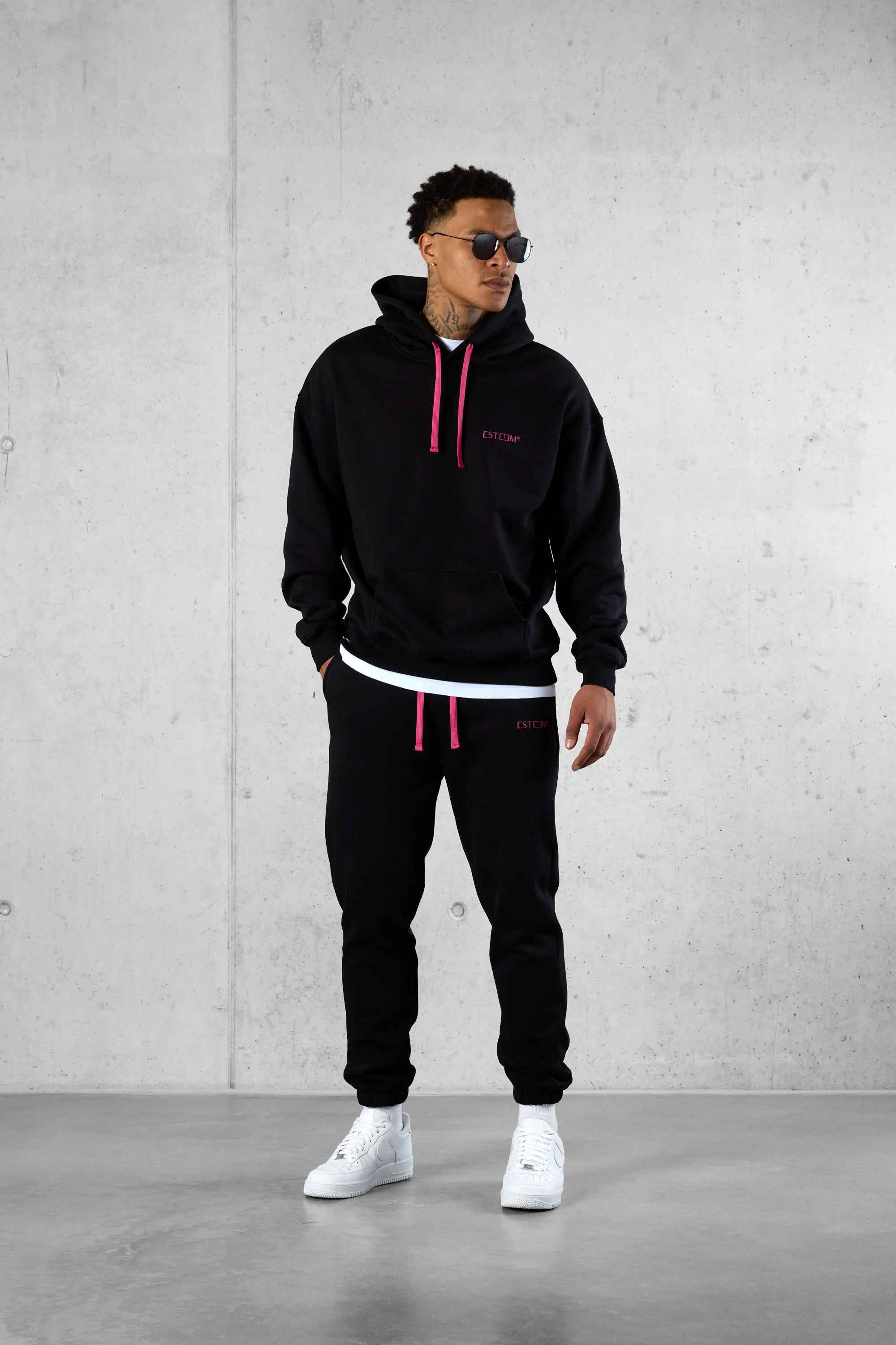 BLACK PINK DISCREET OVERSIZED HOODIE - Image 3