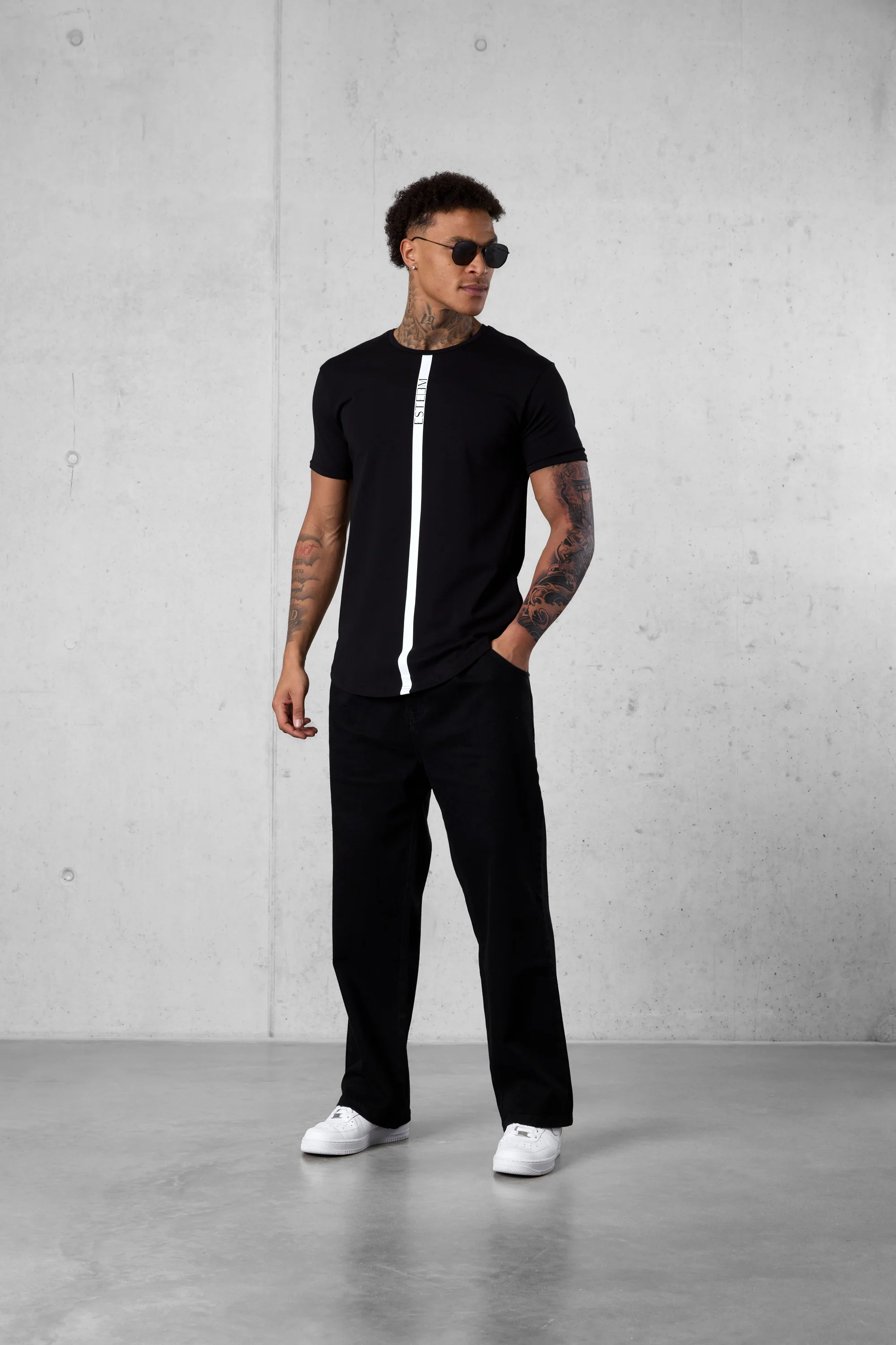 BLACK STRIPE TEE - Image 2