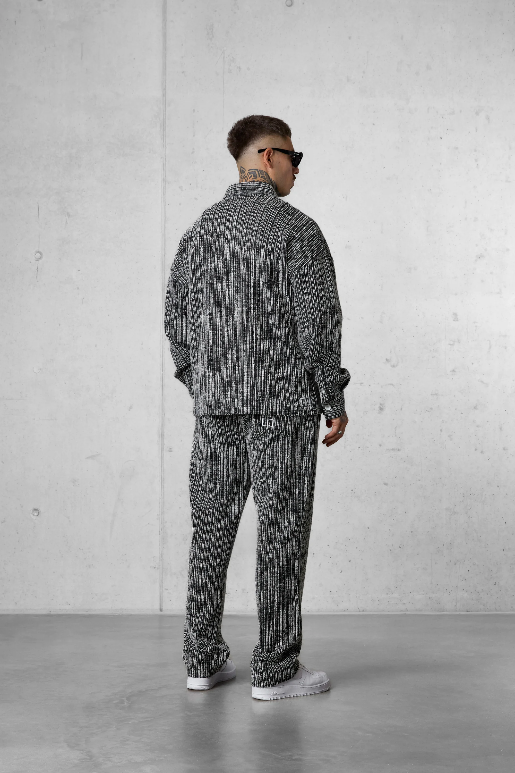 BLACK STRIPED JACQUARD LOOSE PANTS - Image 5