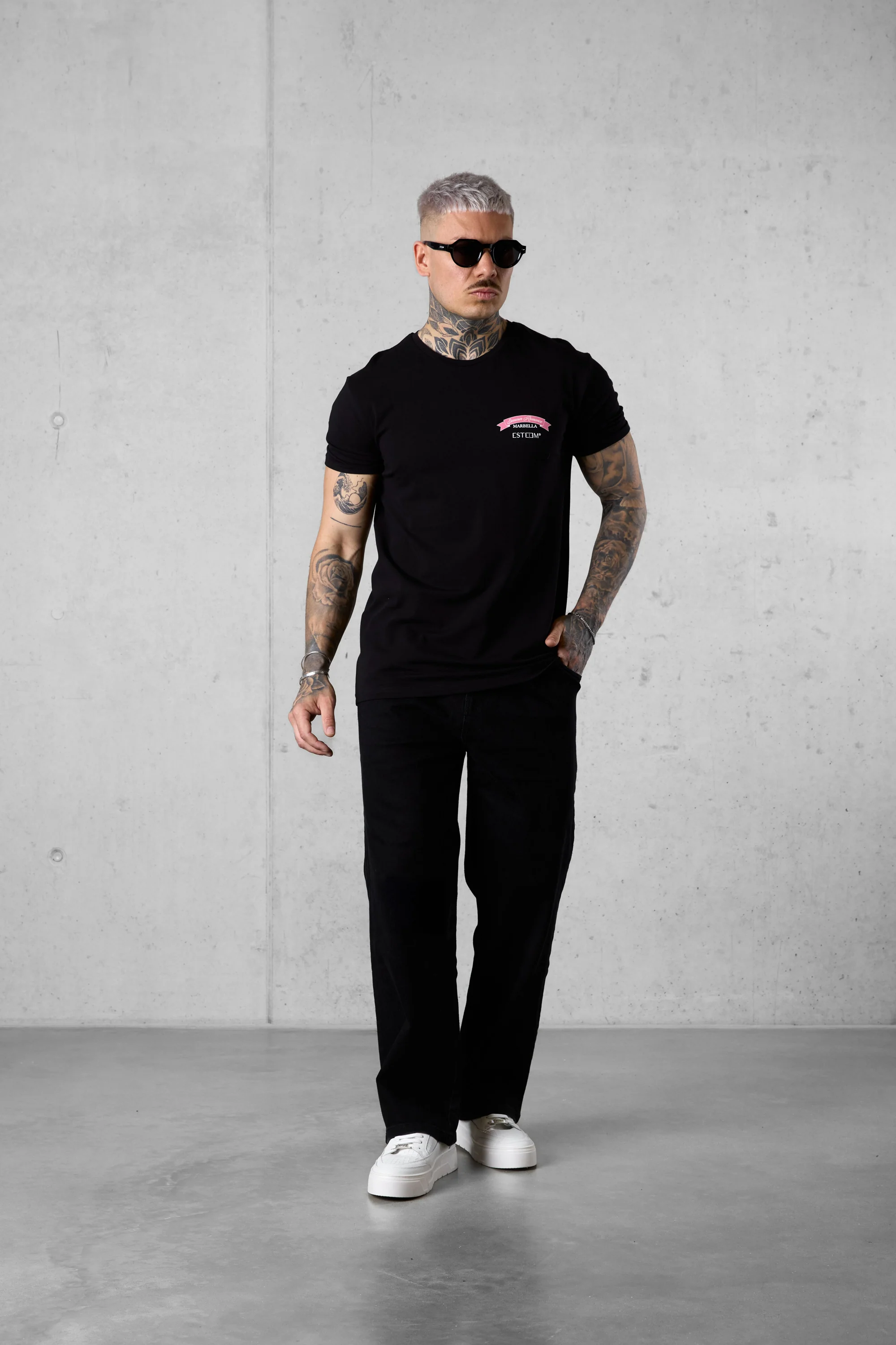 BLACK SUMMER ROMANCE LOGO TEE - Image 2
