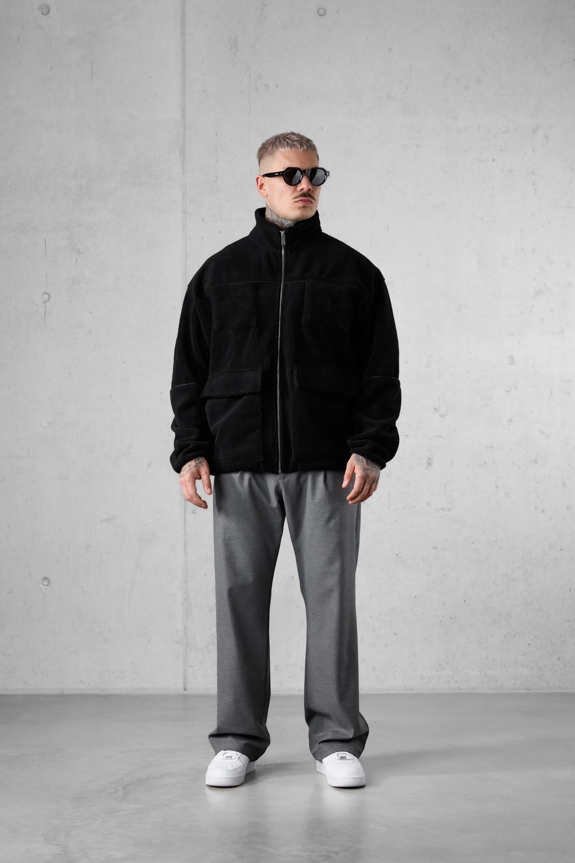 BLACK TEDDY JACKET - Image 3