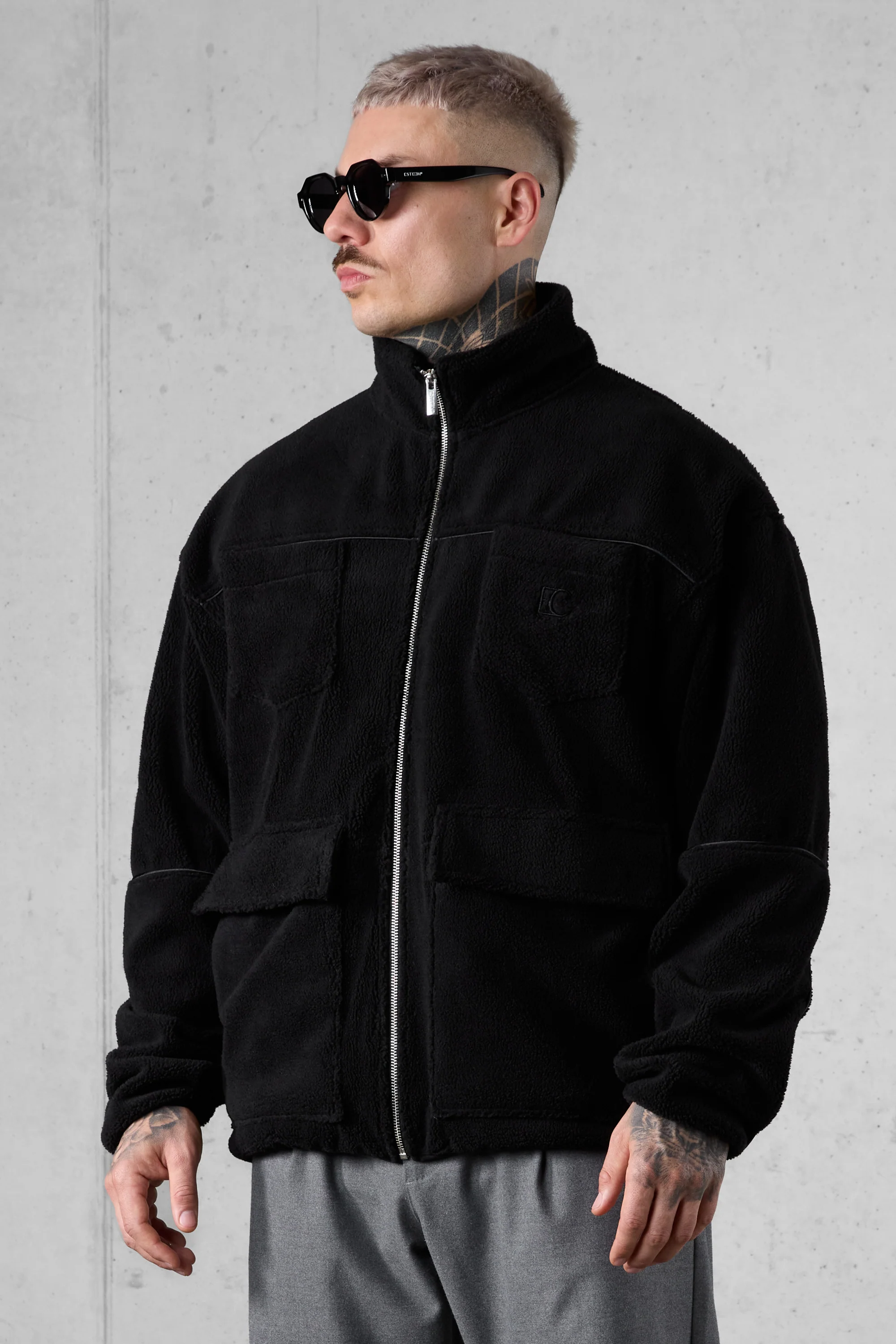 BLACK TEDDY JACKET - Image 4