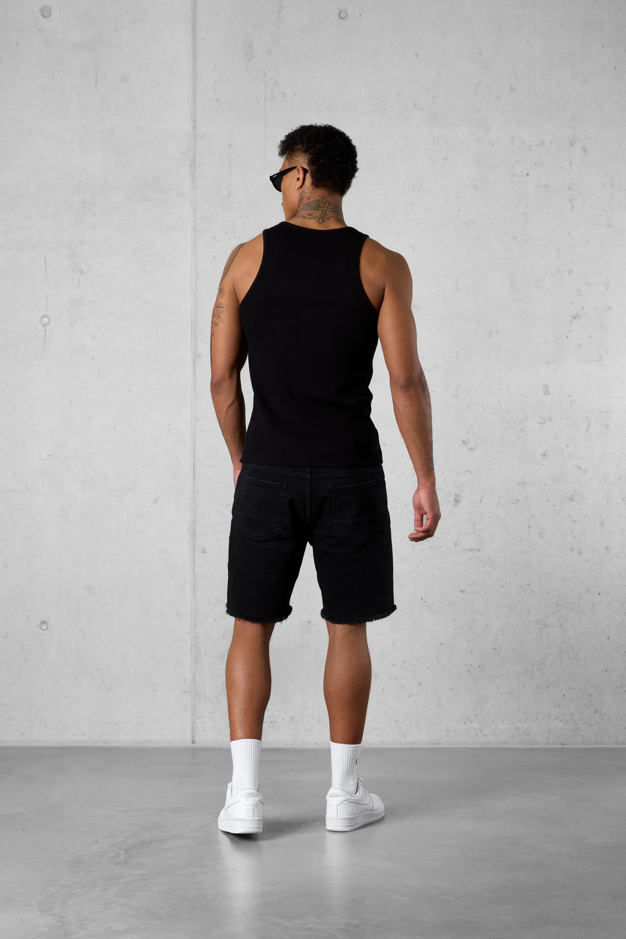 BLACK WAFFLE TANK TOP - Image 4