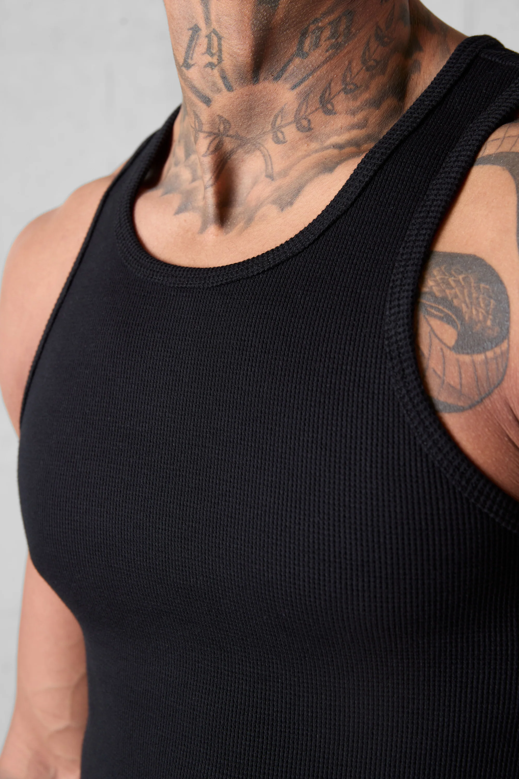 BLACK WAFFLE TANK TOP - Image 5