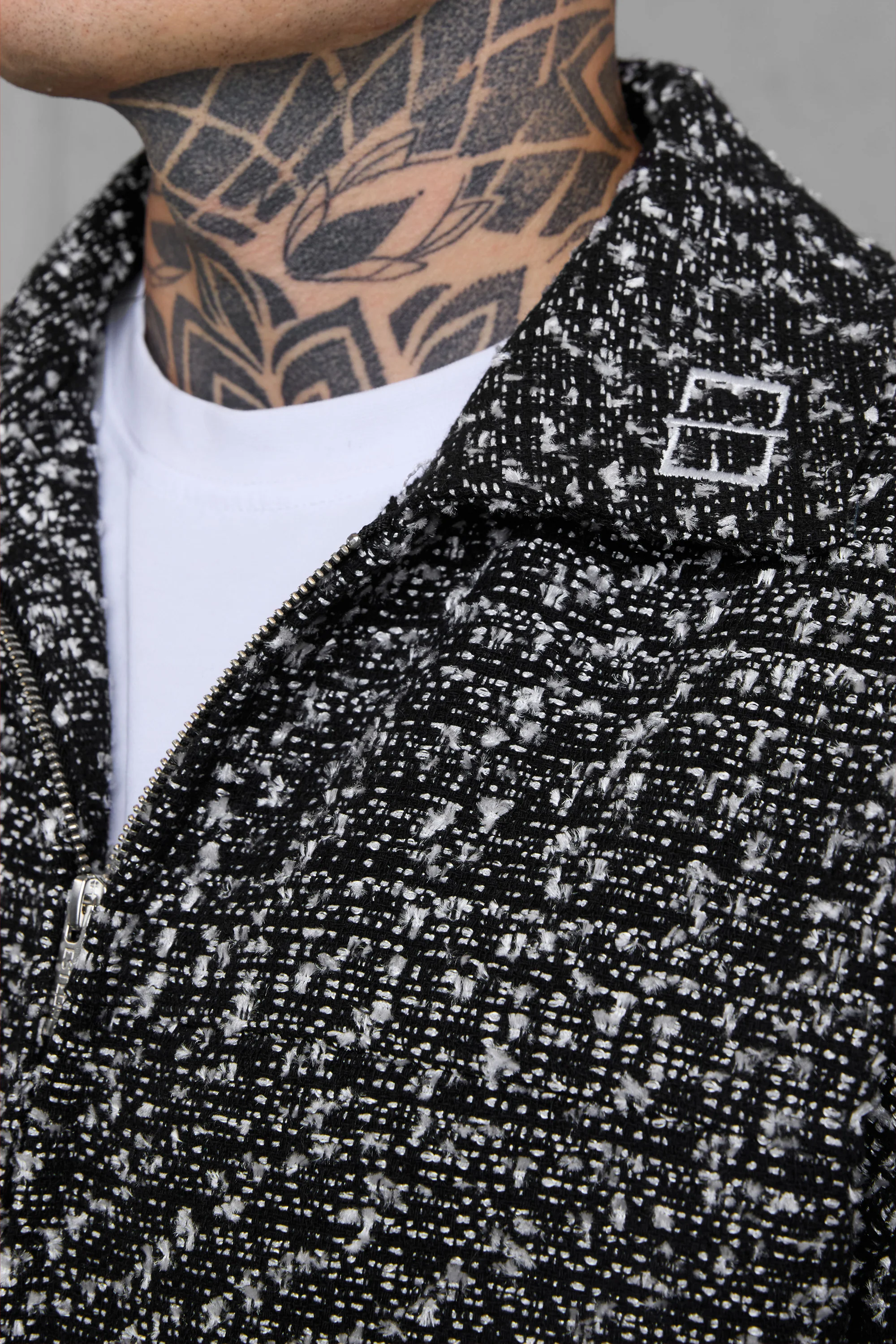 BLACK/WHITE PIXELATED OVERSIZED JACKET - Image 6