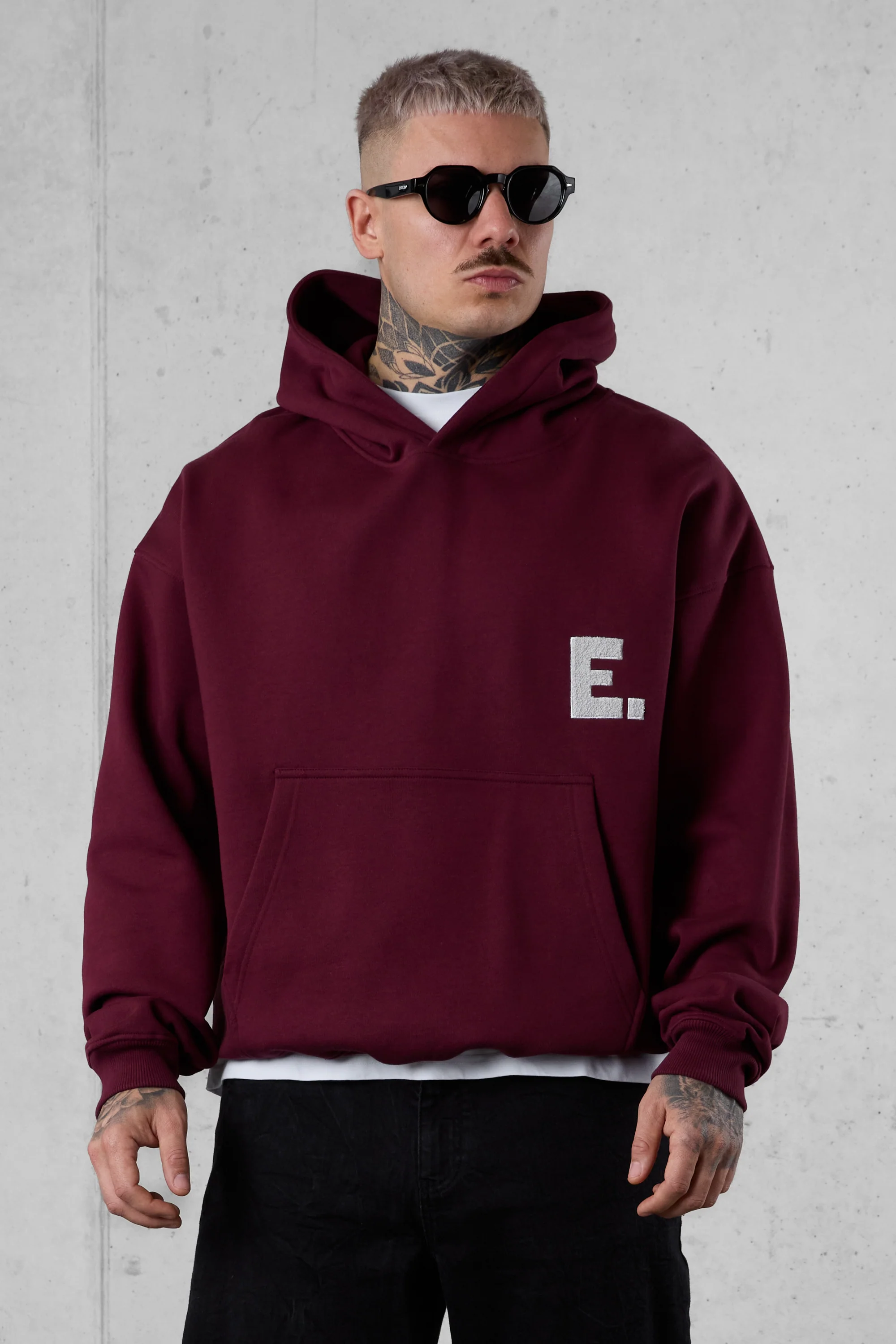 CABERNET E. STATEMENT OVERSIZED HOODIE - Image 4