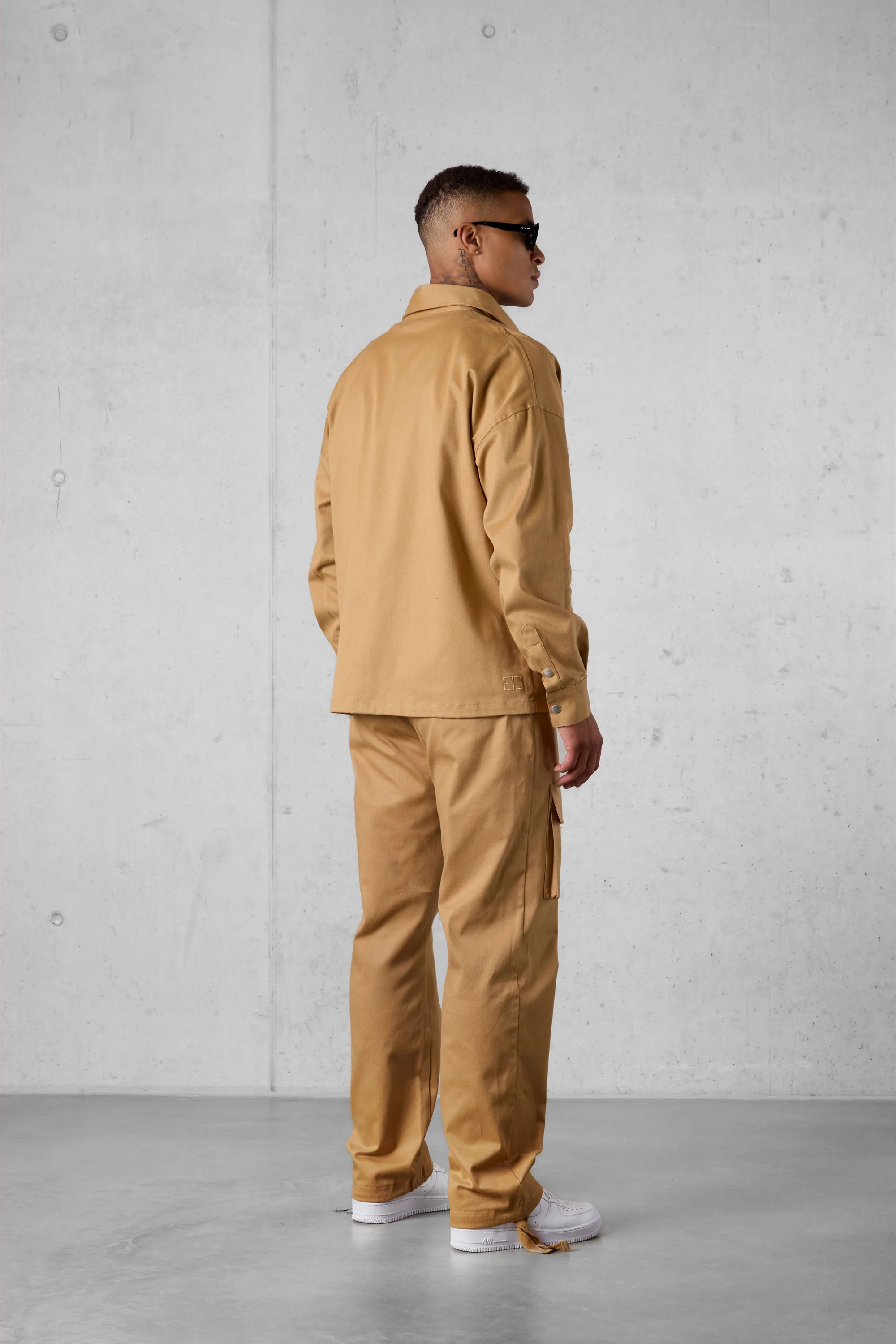 CAMEL CARGO CHINO PANTS - Image 5