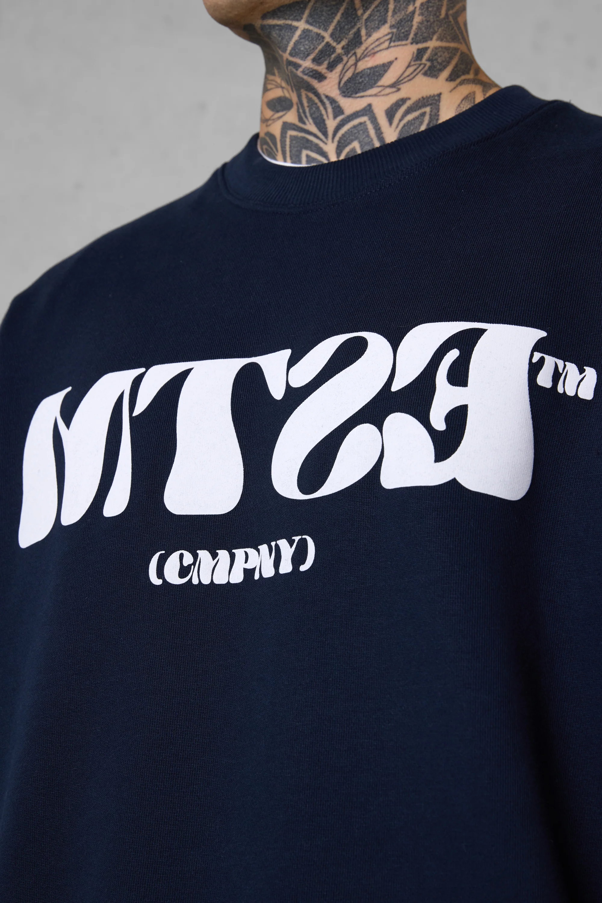 DARKSAPPHIRE CMPNY OVERSIZED SWEATER - Image 5