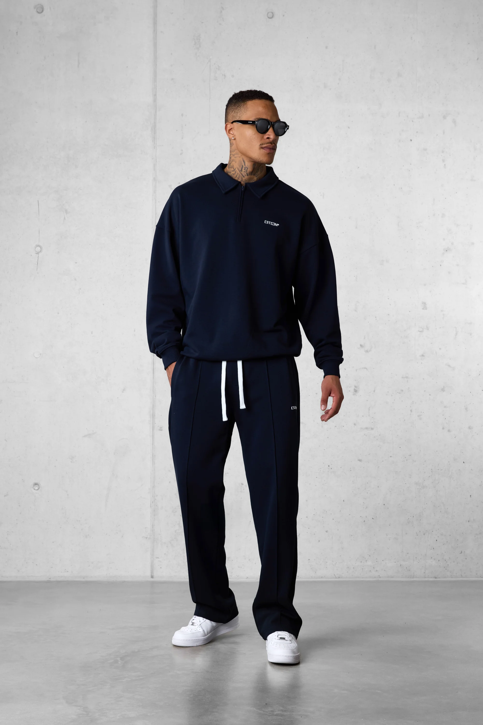 DARKSAPPHIRE ESSENTIAL LOOSE SWEATPANTS - Image 2
