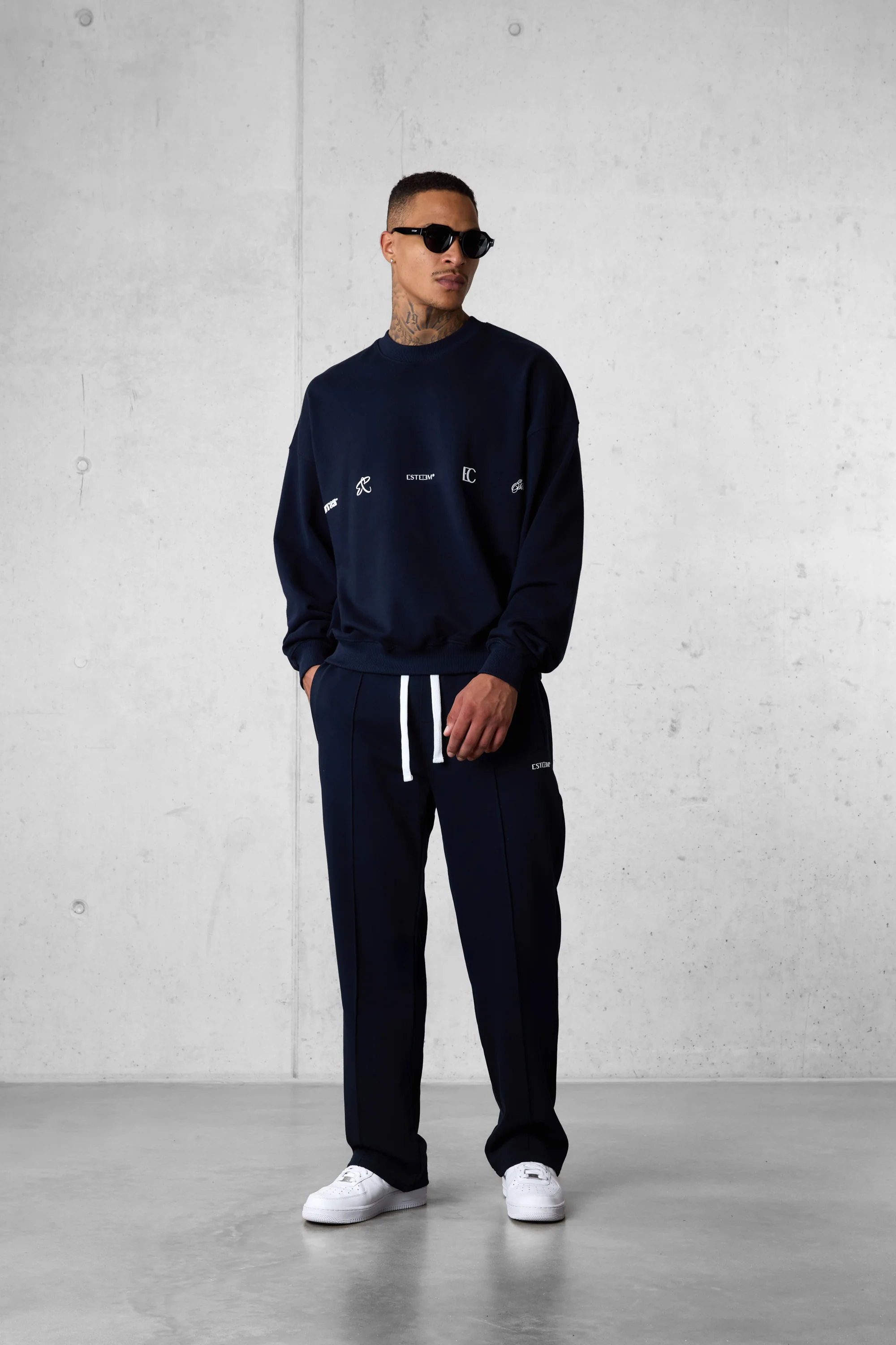 DARKSAPPHIRE LOGOS OVERSIZED SWEATER - Image 2