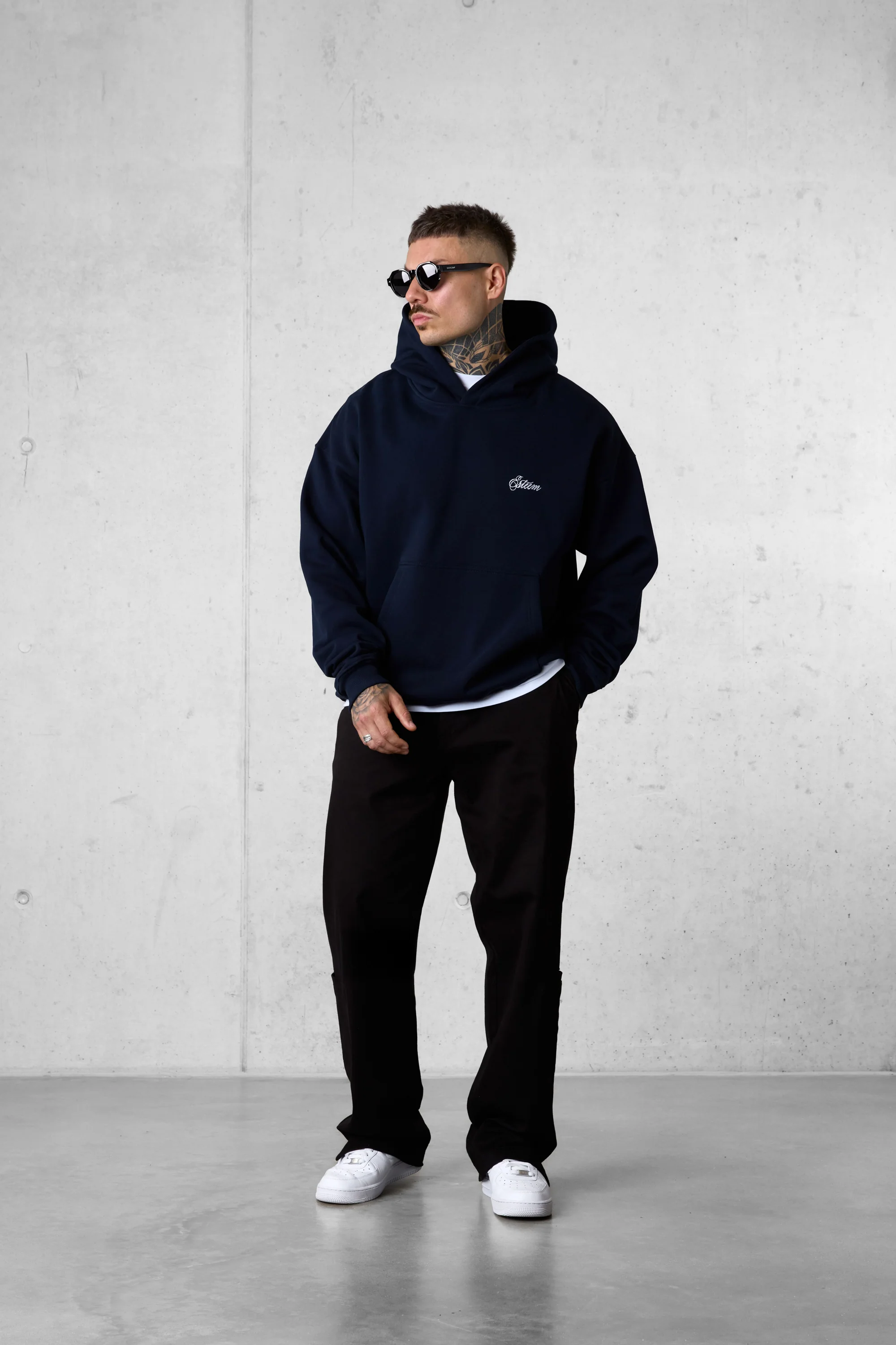 DARKSAPPHIRE SIGNATURE OVERSIZED HOODIE - Image 2