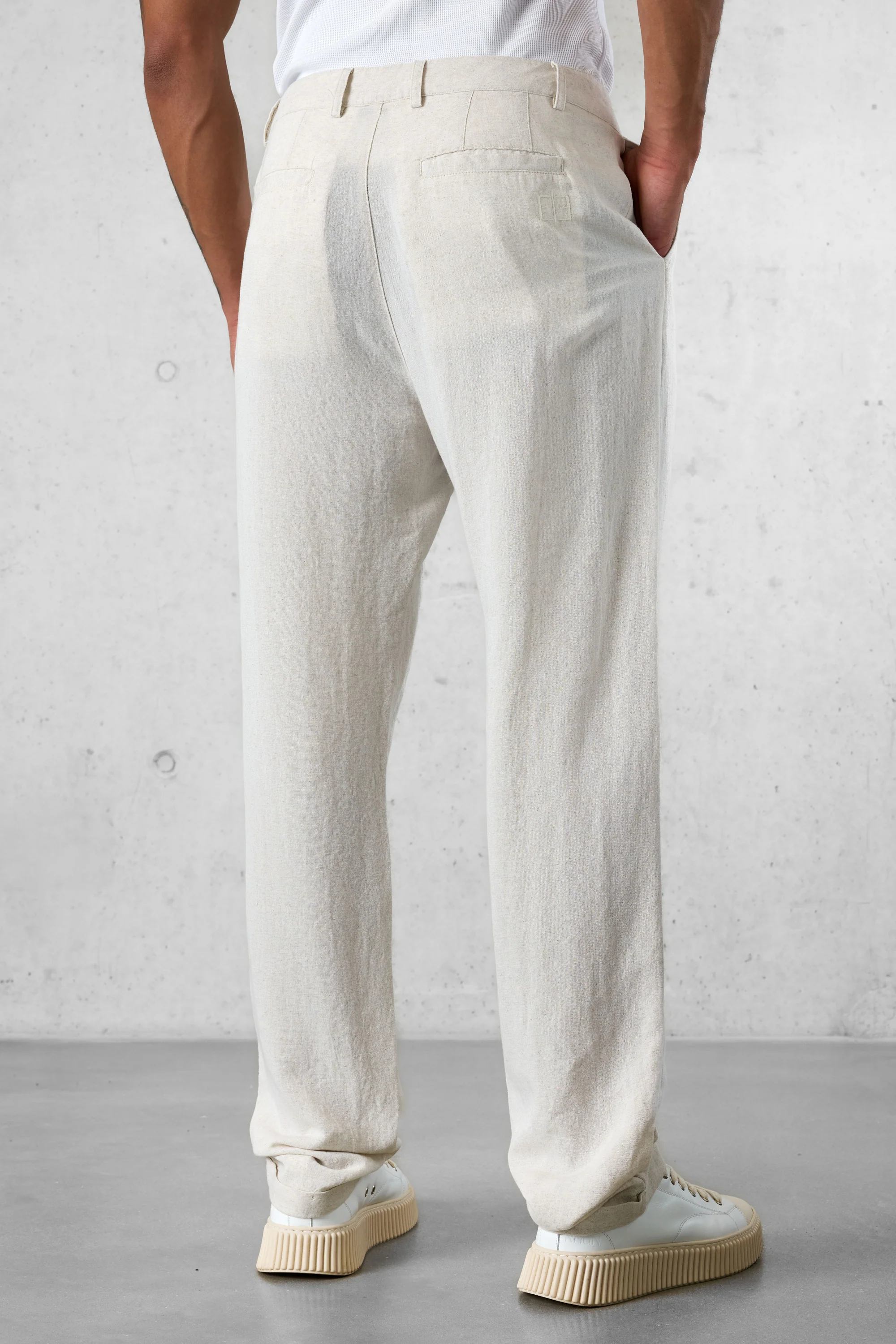 ECRU LINEN PANTS - Image 4